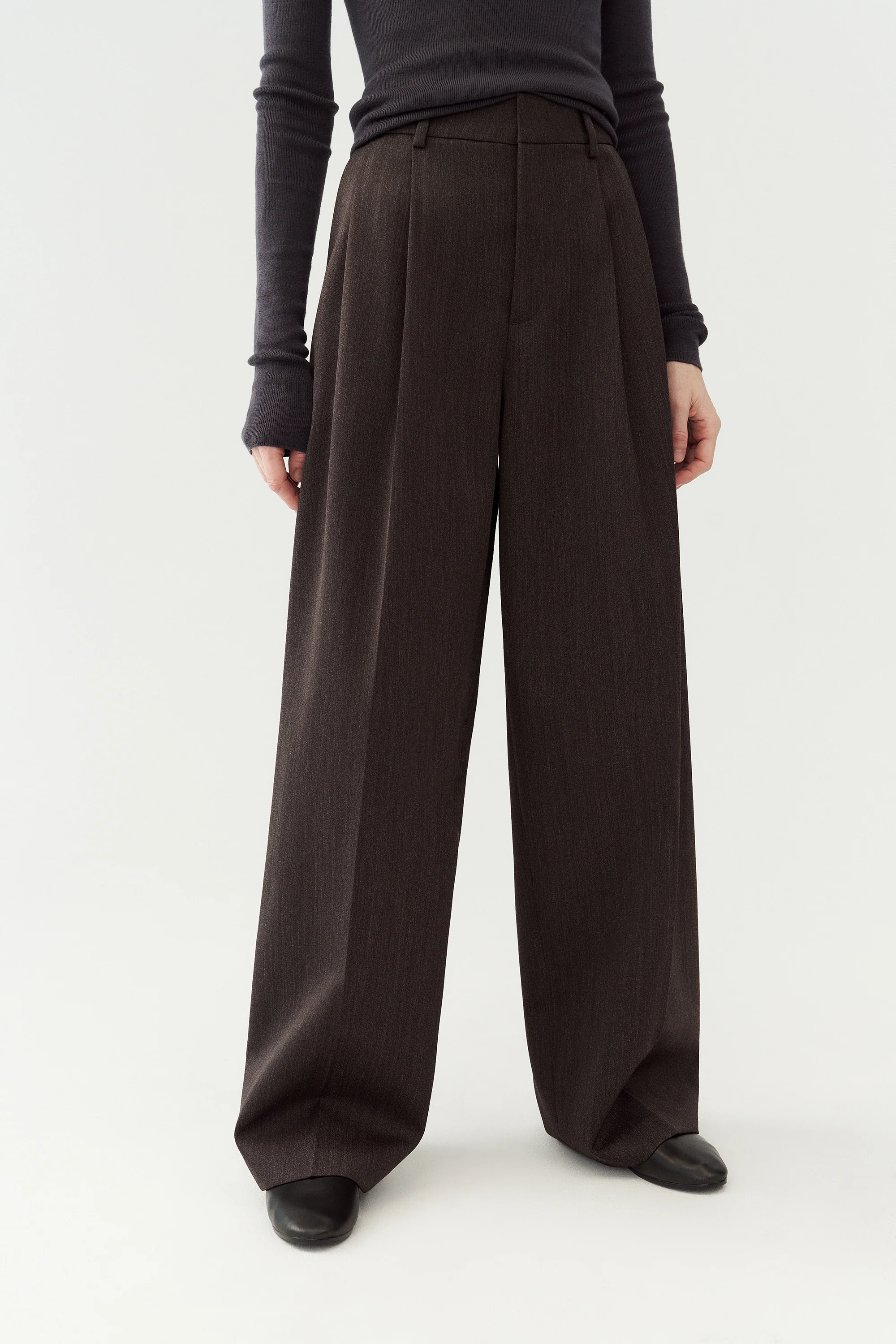 Loose-fit Wide-leg Trousers With Double Pleats - Image 12