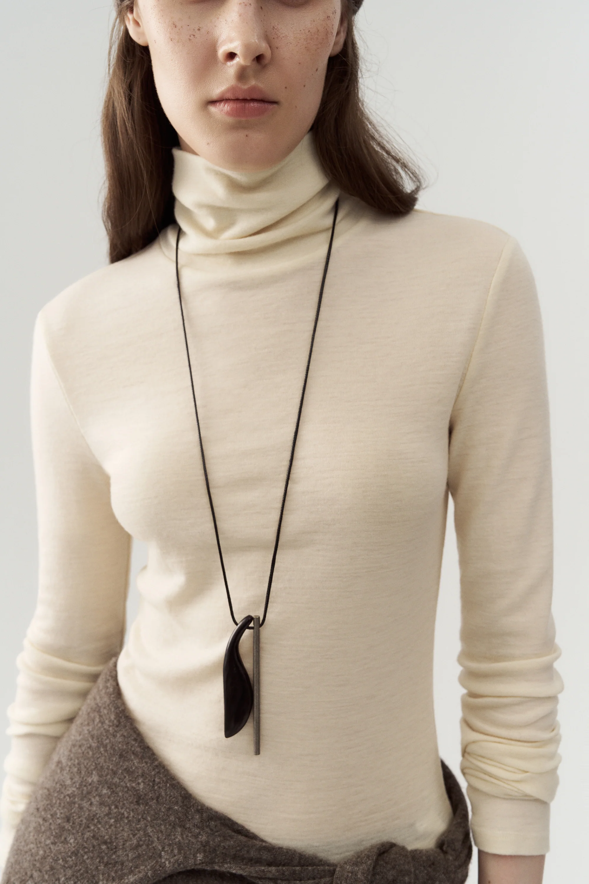 100% Merino Wool Turtleneck Base Layer - Image 15