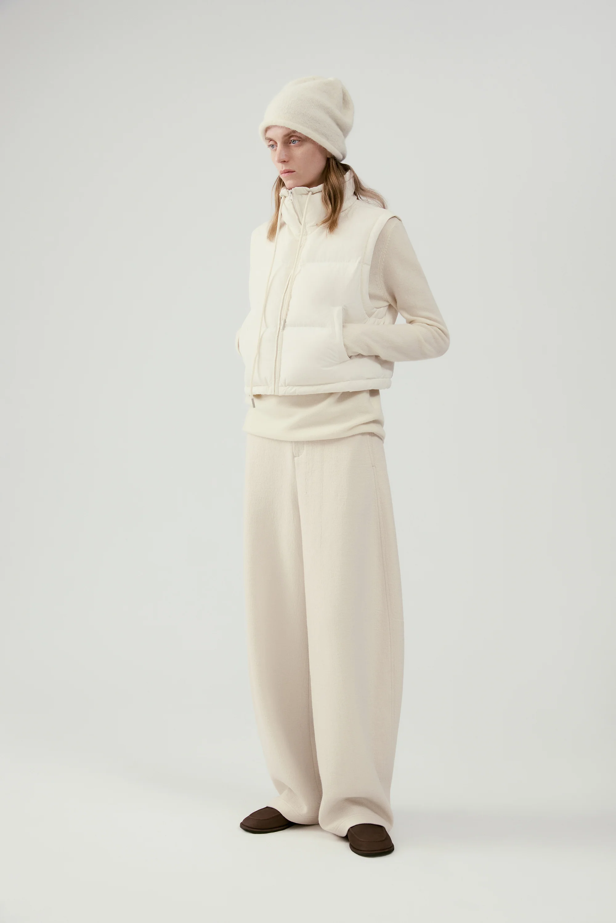 90% Goose Down Vest - Image 4