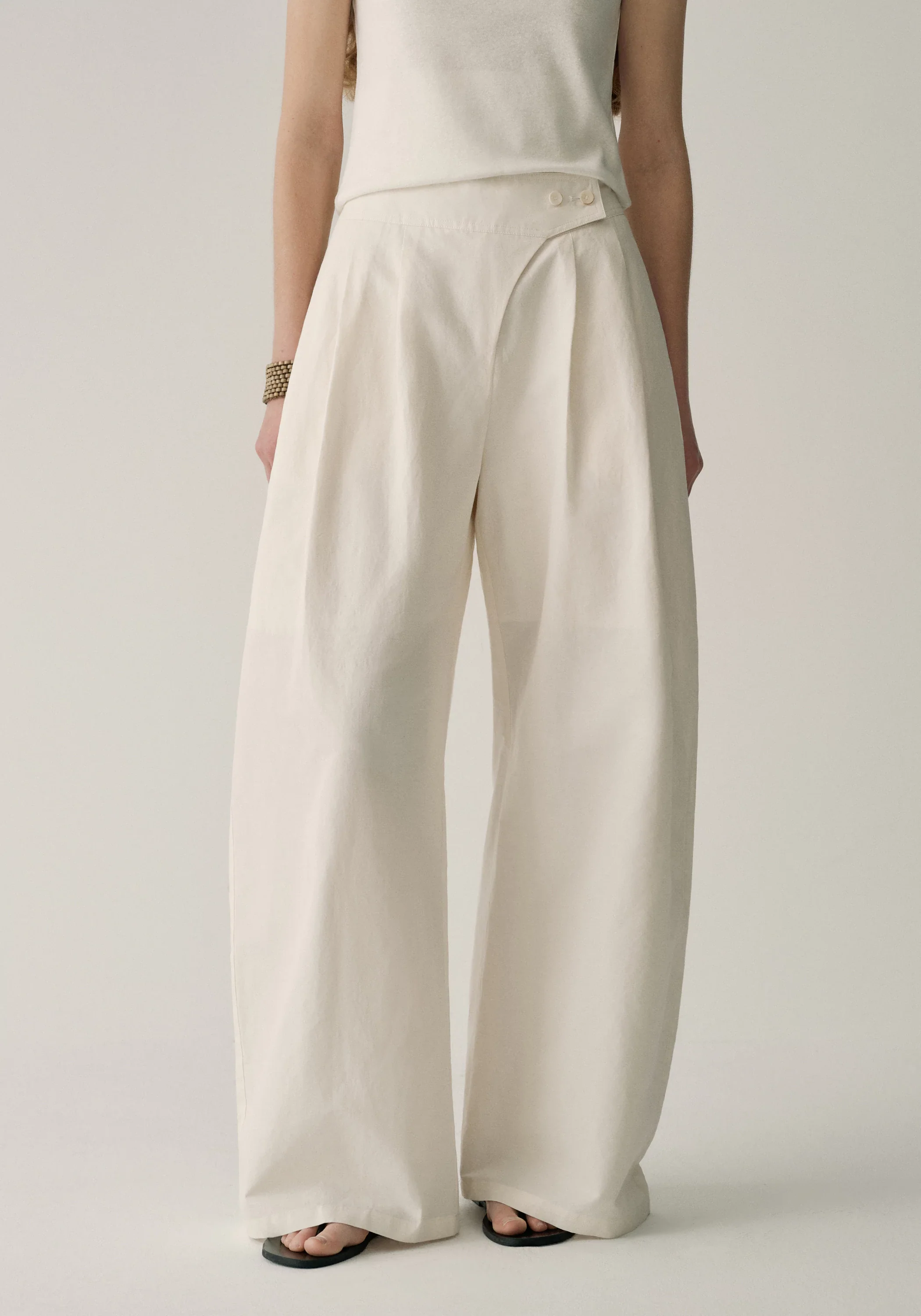 Asymmetric Cotton-linen Pants - Image 22