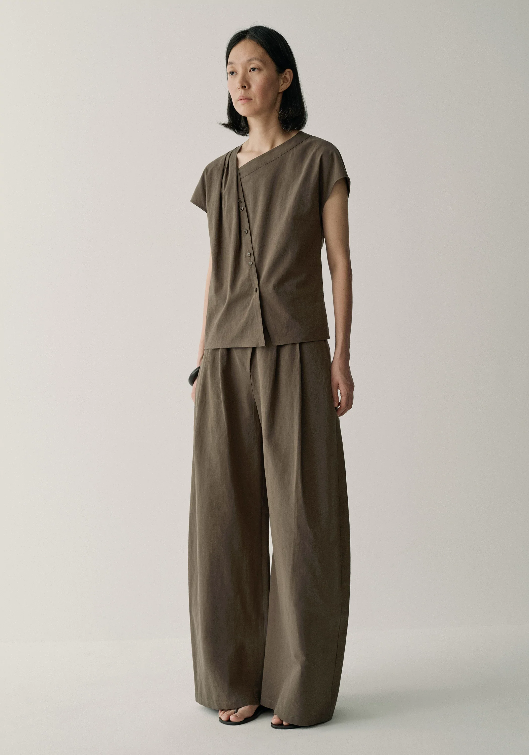Asymmetric Cotton-linen Pants - Image 3