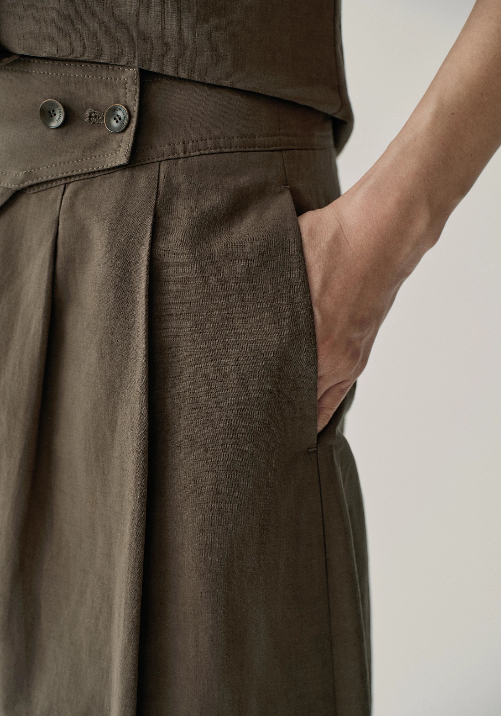 Asymmetric Cotton-linen Pants - Image 8