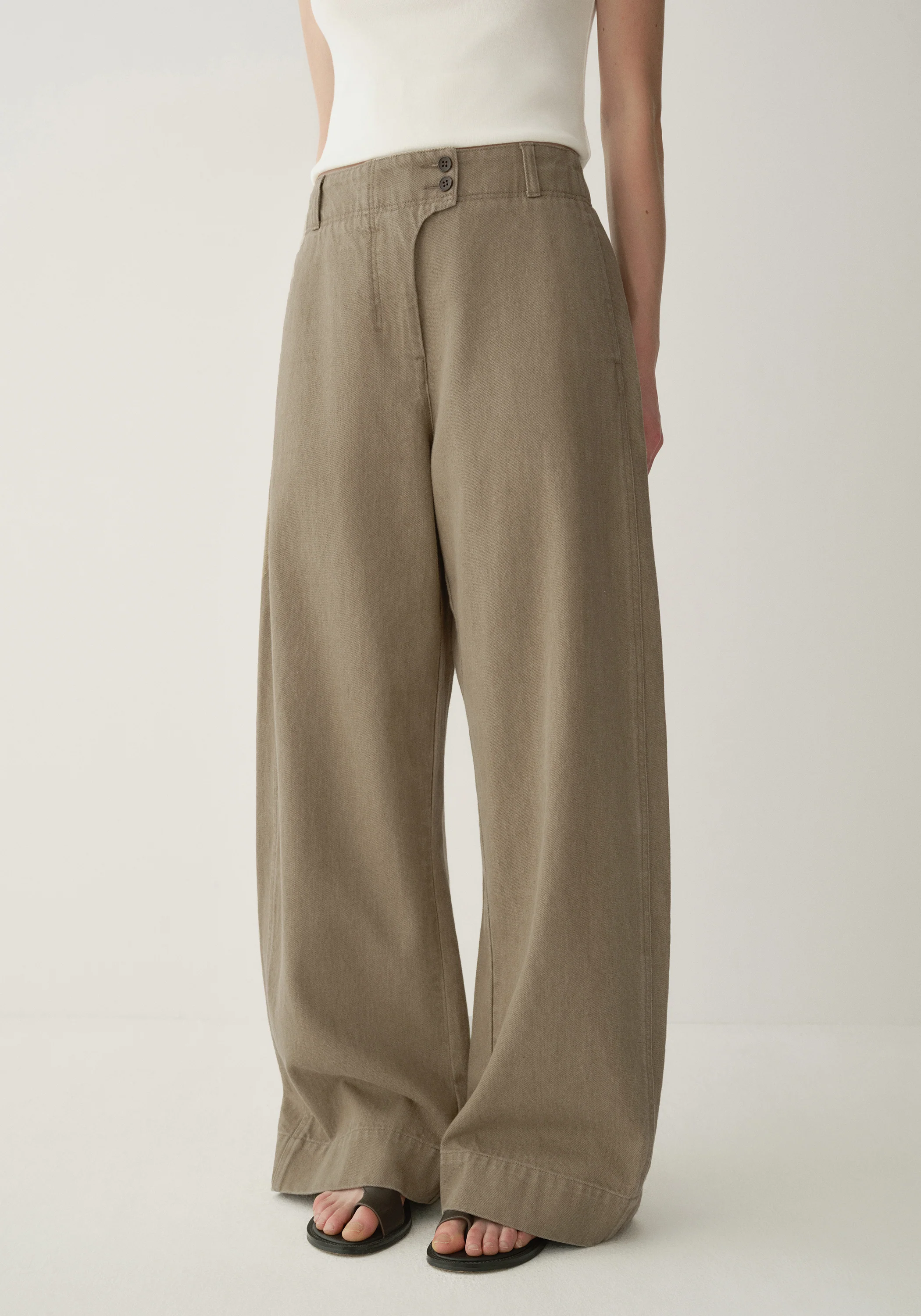 Asymmetric-placket Jeans - Image 12