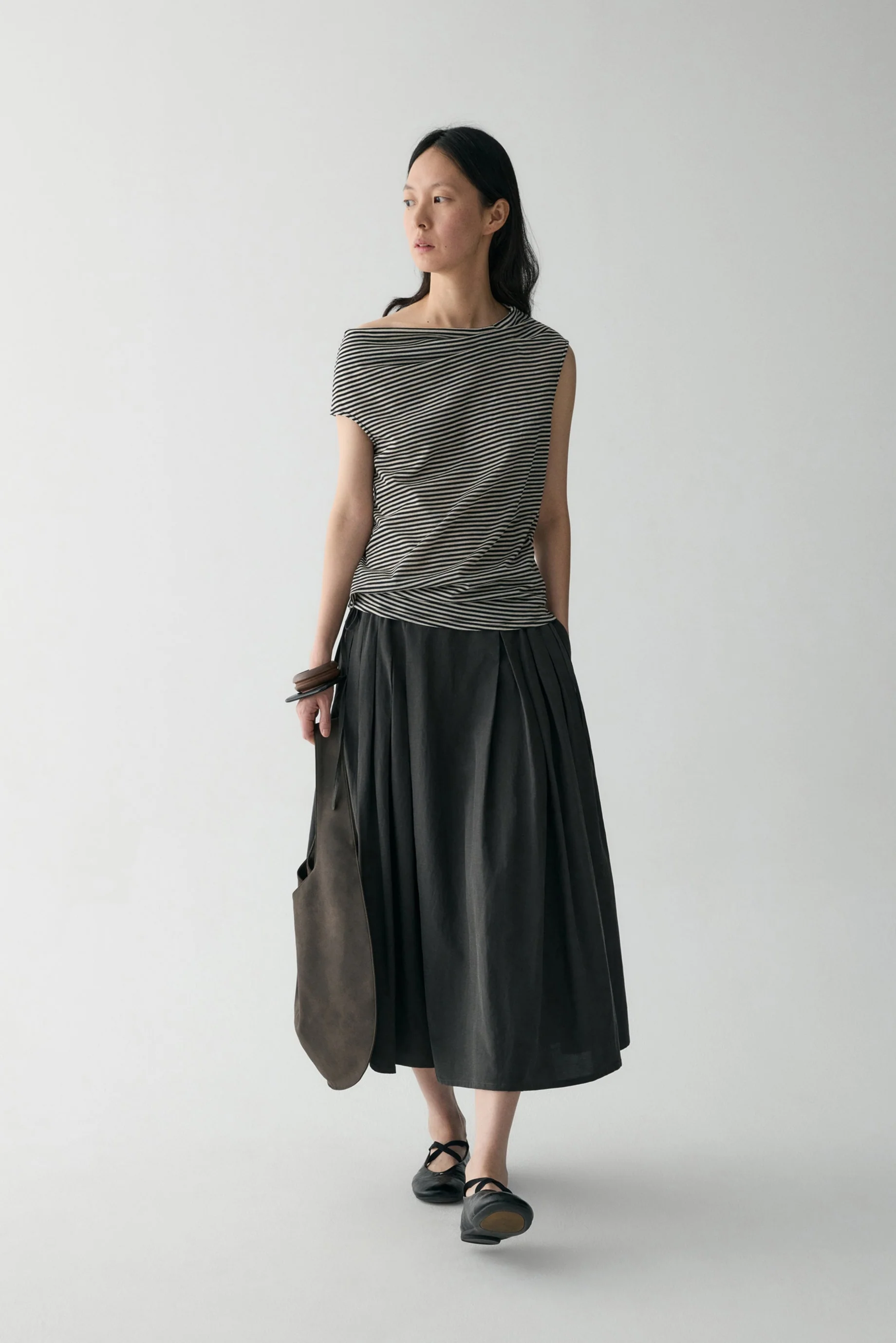 Asymmetric Striped Wool T-shirt - Image 11