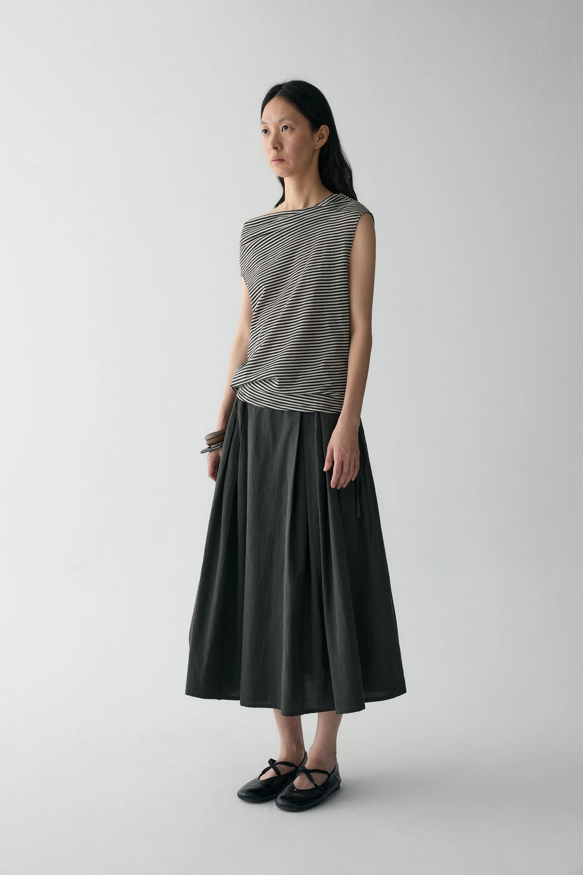 Asymmetric Striped Wool T-shirt - Image 12