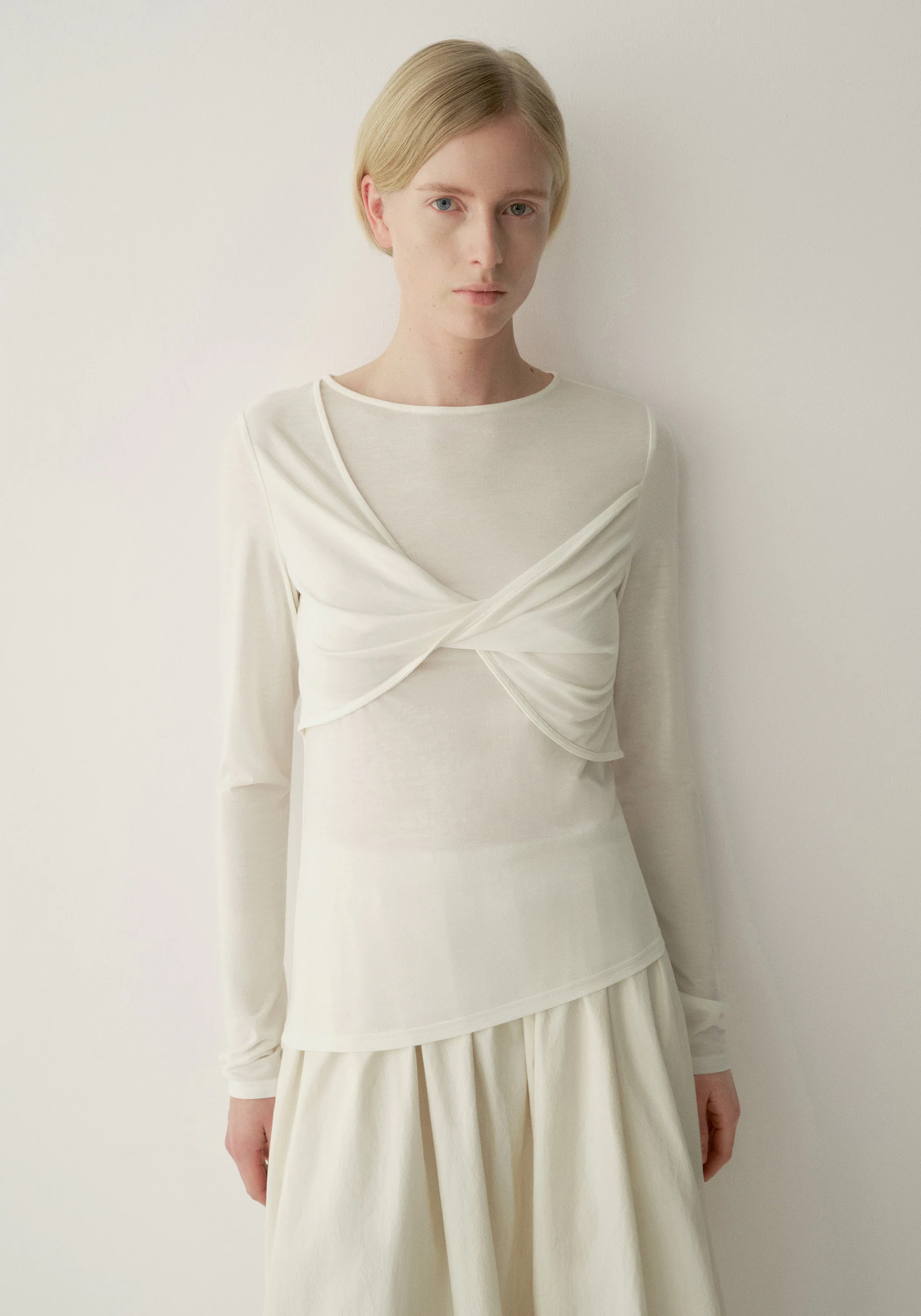 Asymmetric Twist-knot T-shirt - Image 8