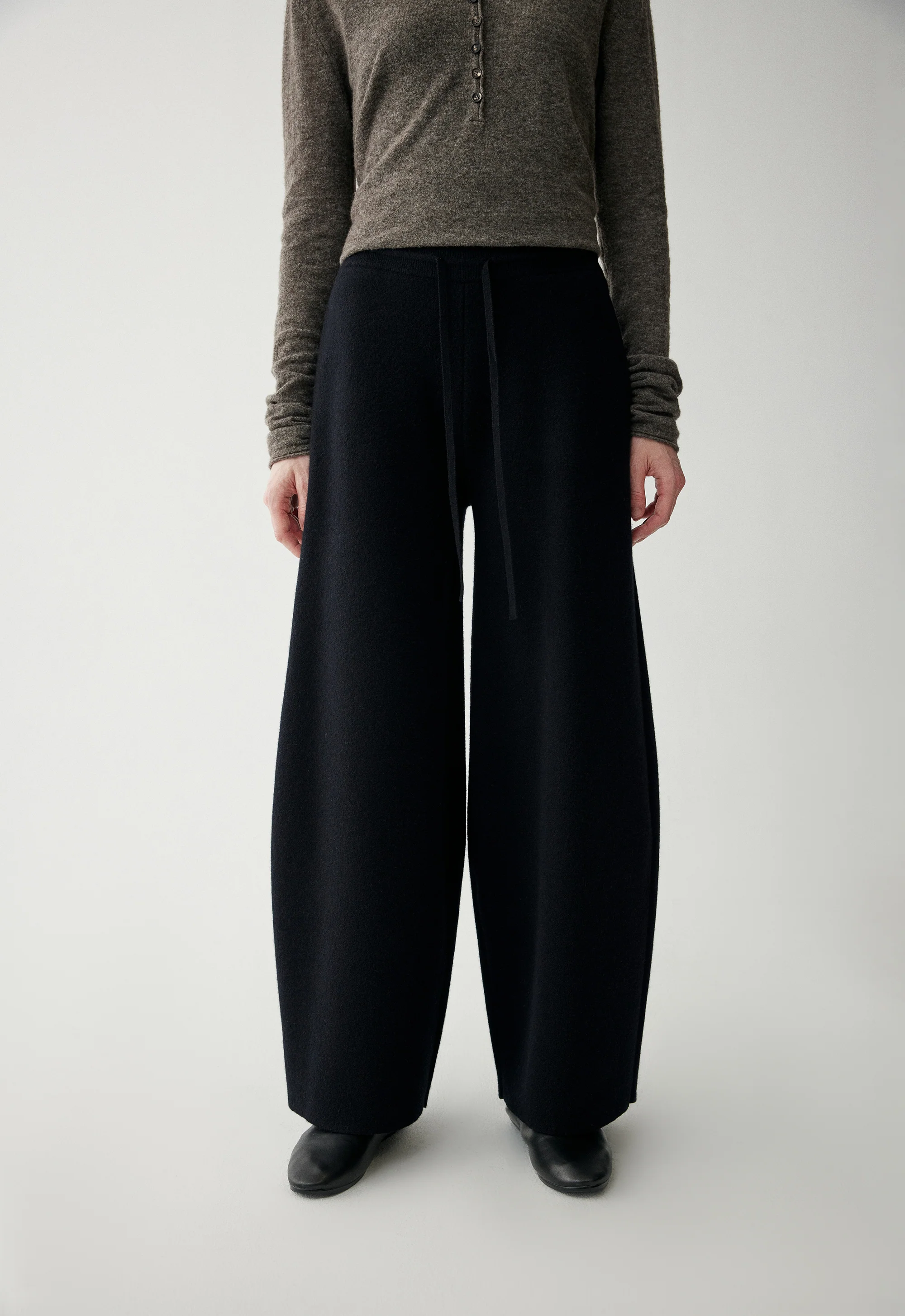Barrel Wool Knitted Pants - Image 5