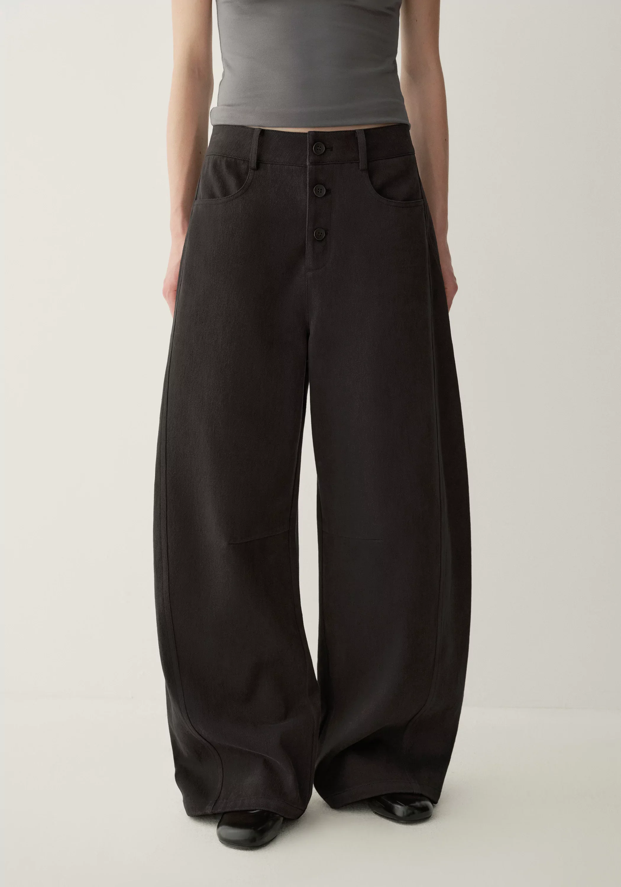 Buttoned Curved Pants - Image 6