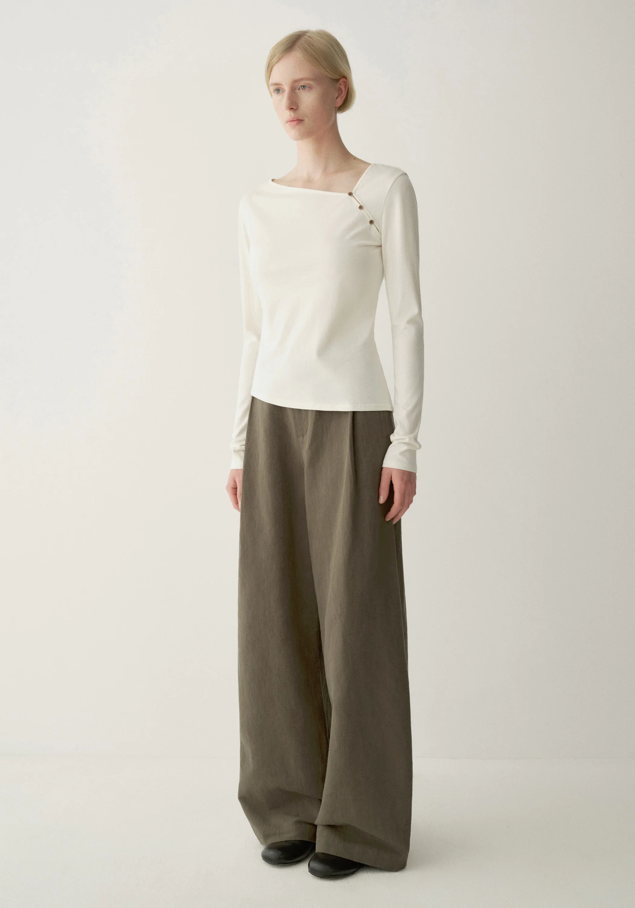 Buttoned Straight Pants - Image 9