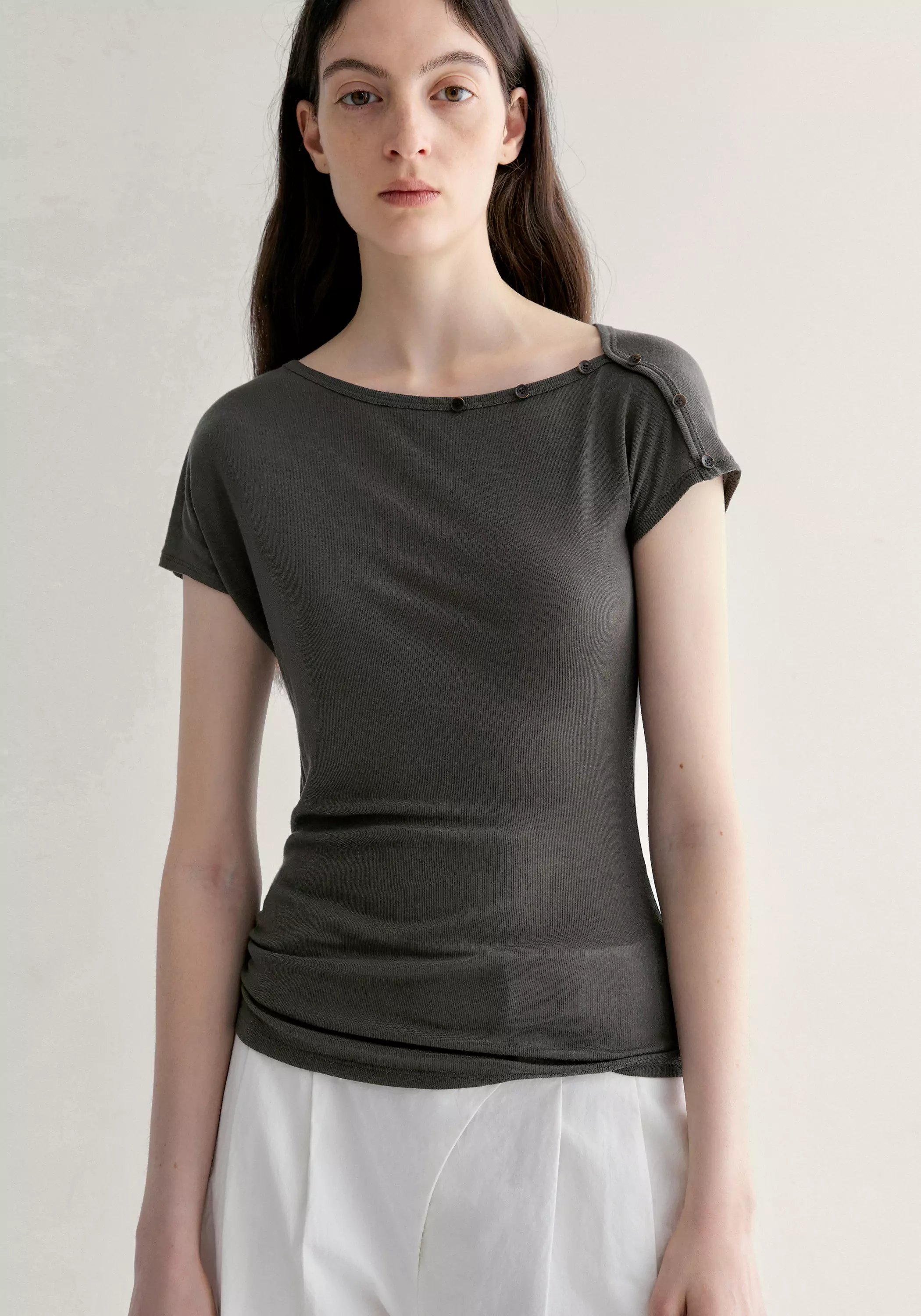 Buttoned Wool T-shirt - Image 15