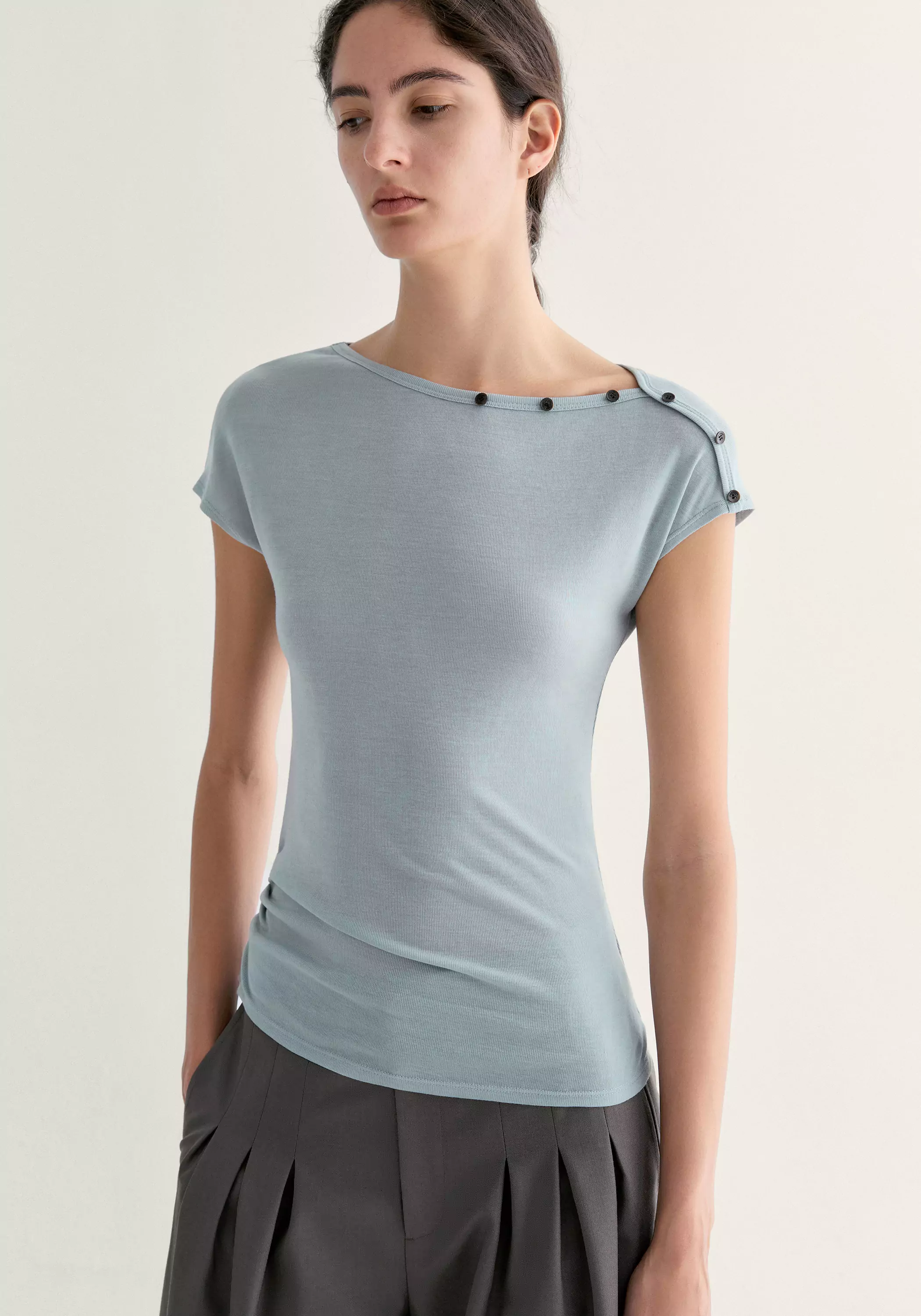 Buttoned Wool T-shirt - Image 8
