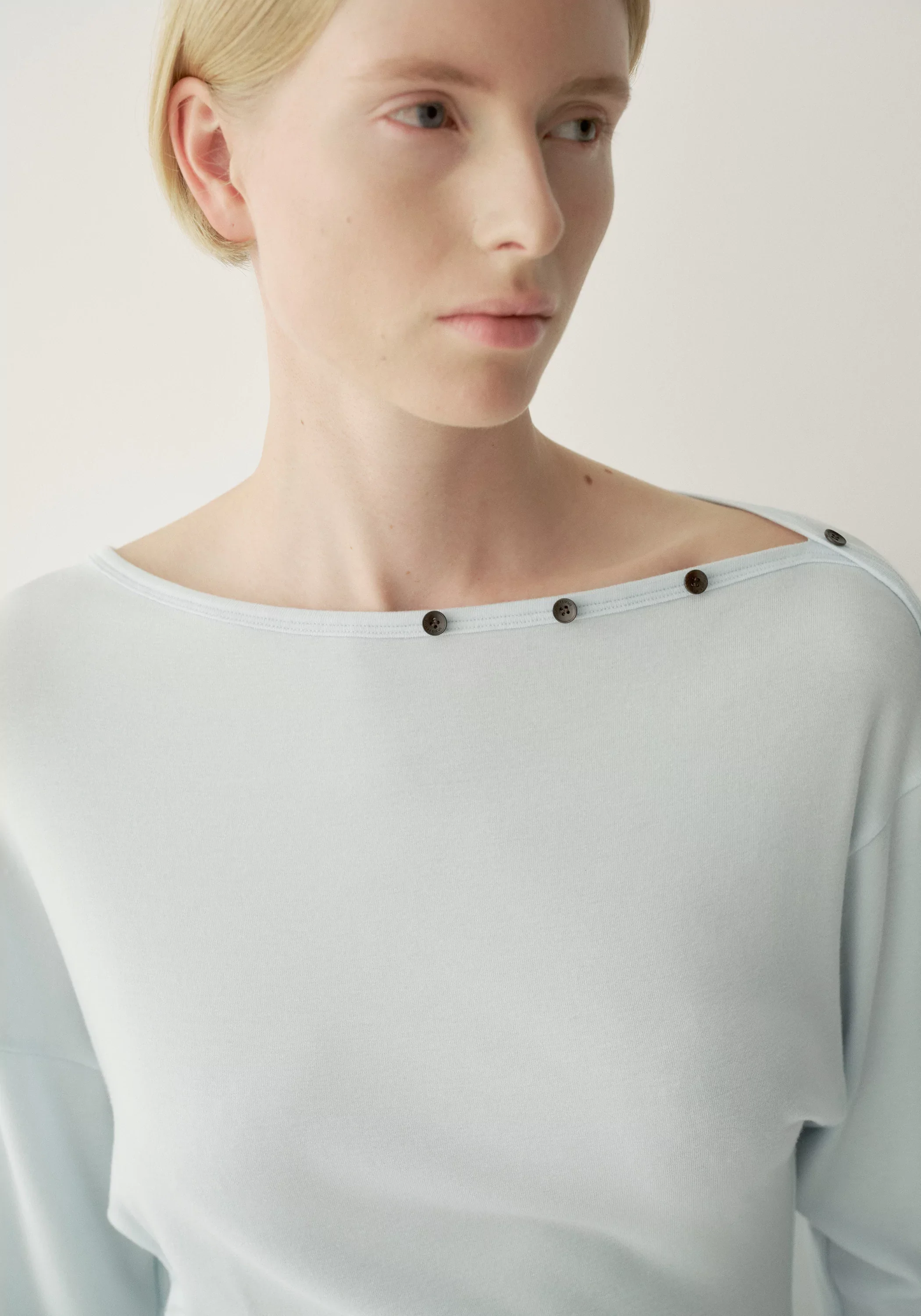 Buttoned Wool Top - Image 11