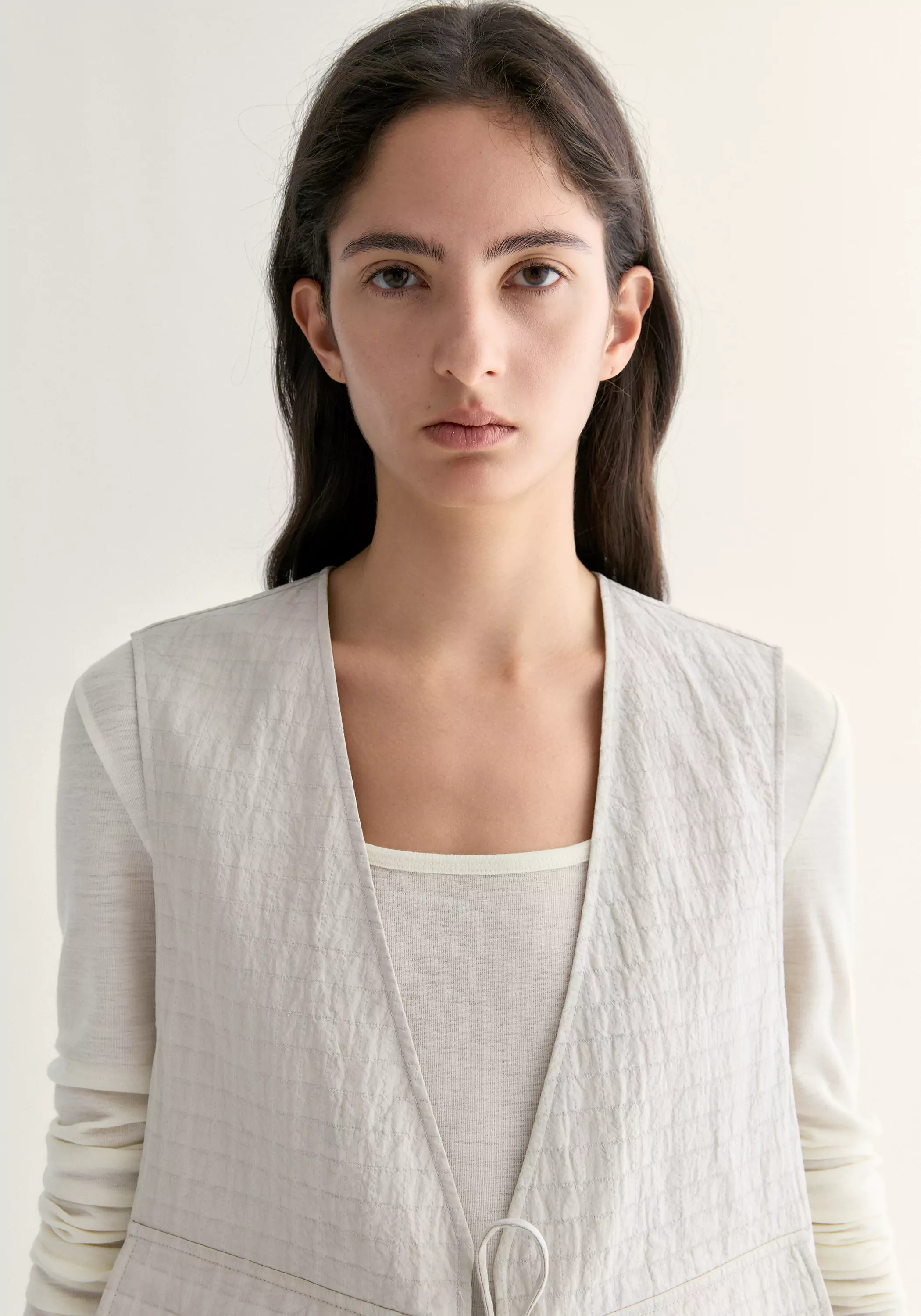 Checked V-Neck Vest - Image 15
