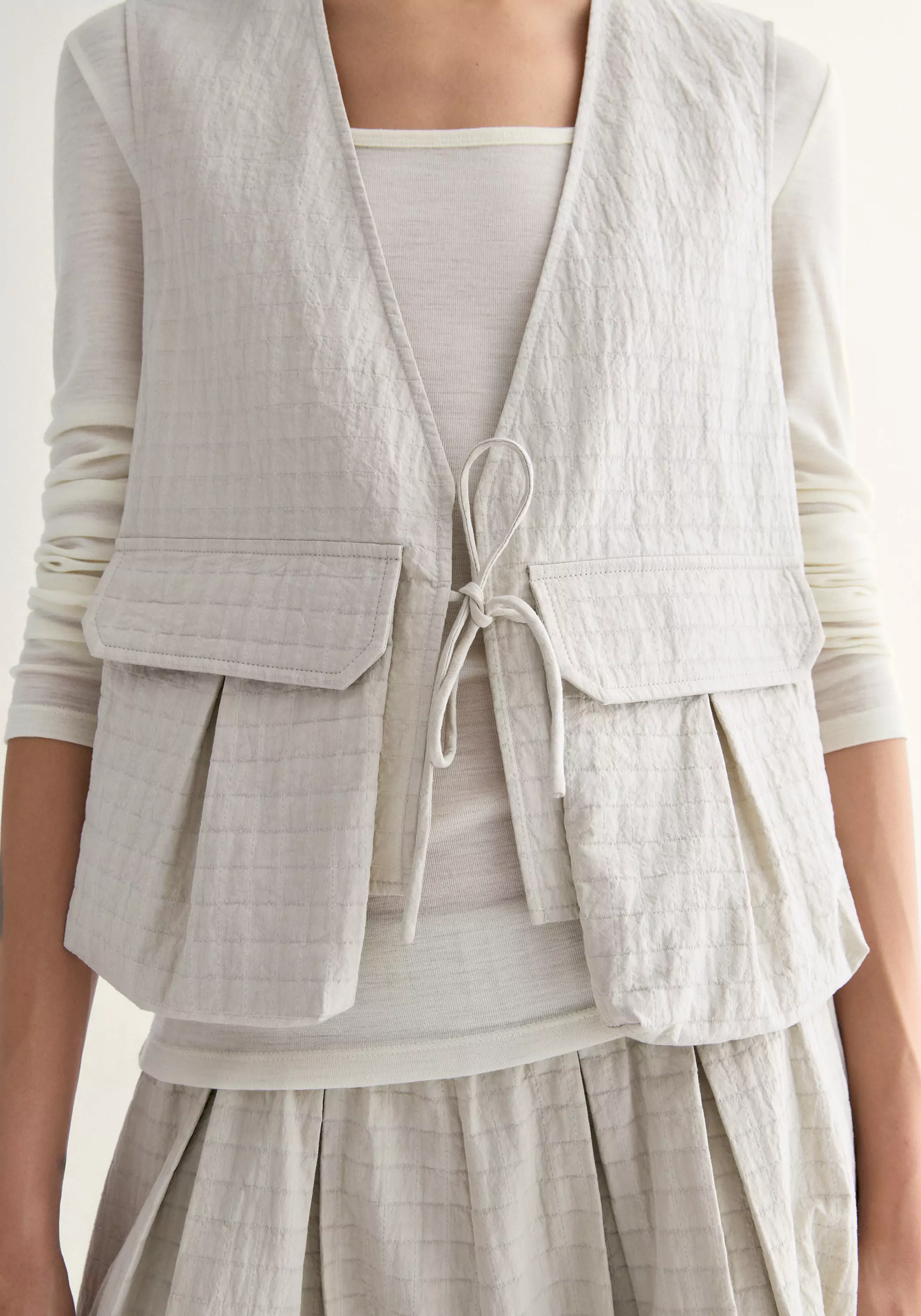 Checked V-Neck Vest - Image 16