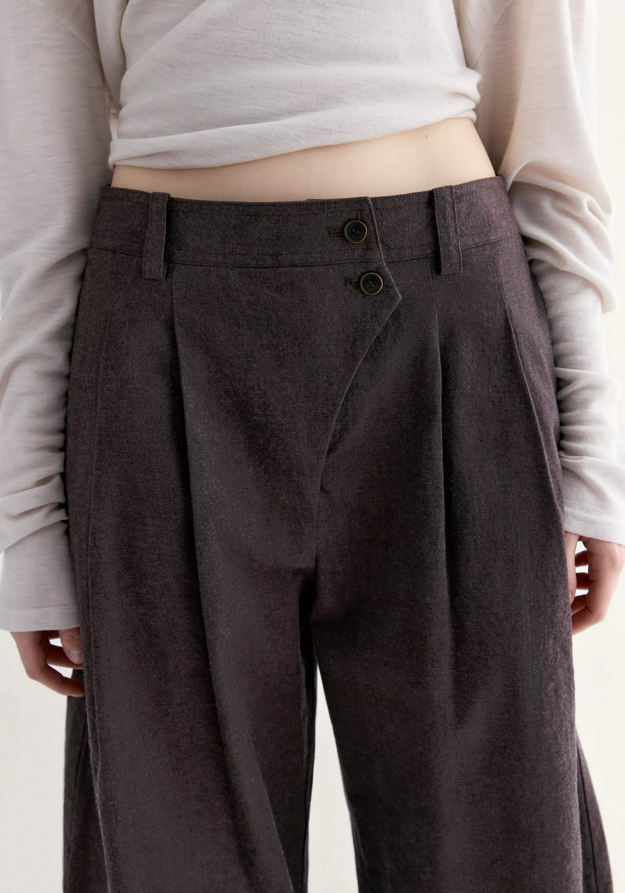 Chinese-inspired Wide-leg Pants - Image 12