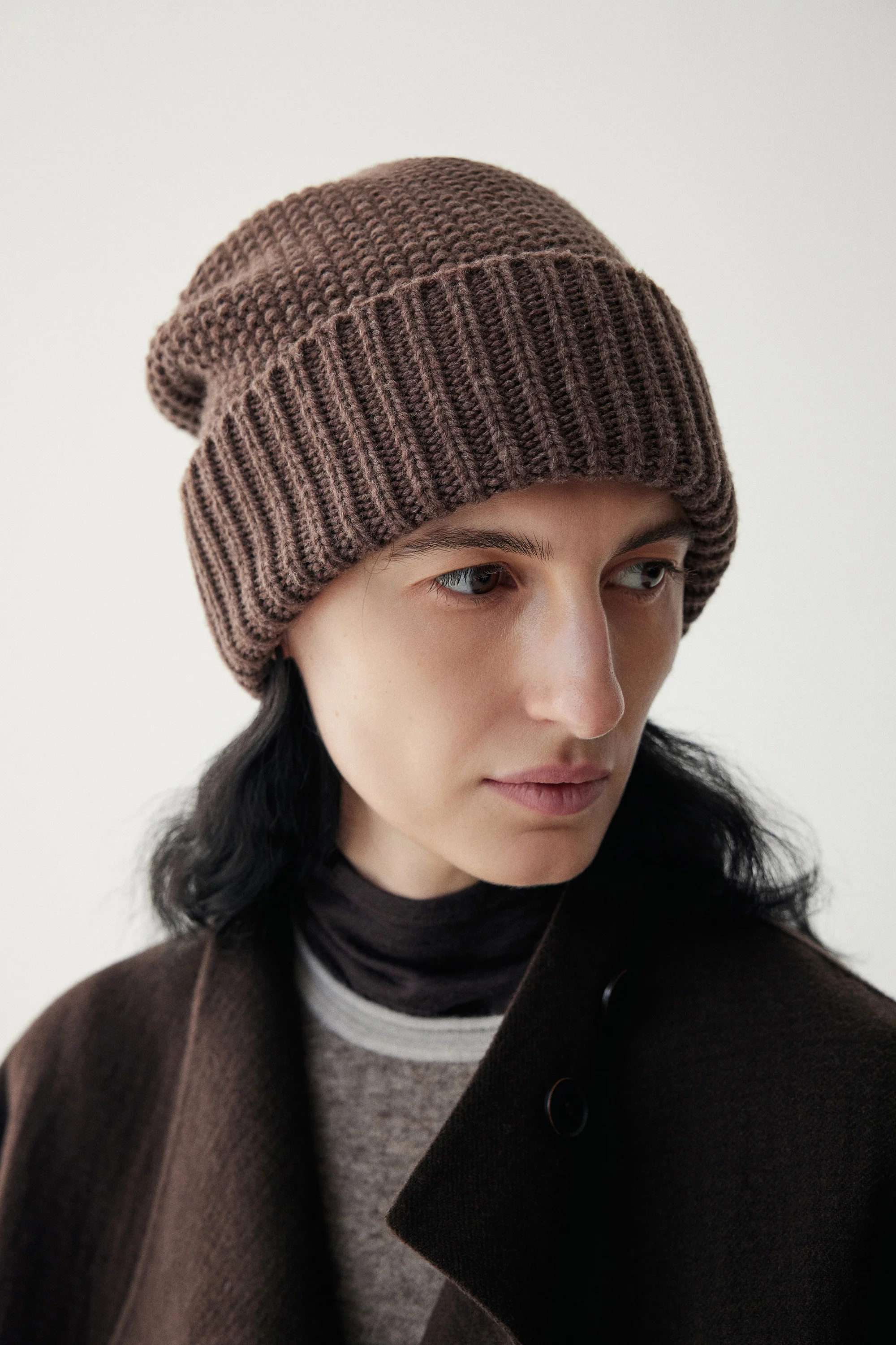 Chunky-knit Wool Beanie - Image 12
