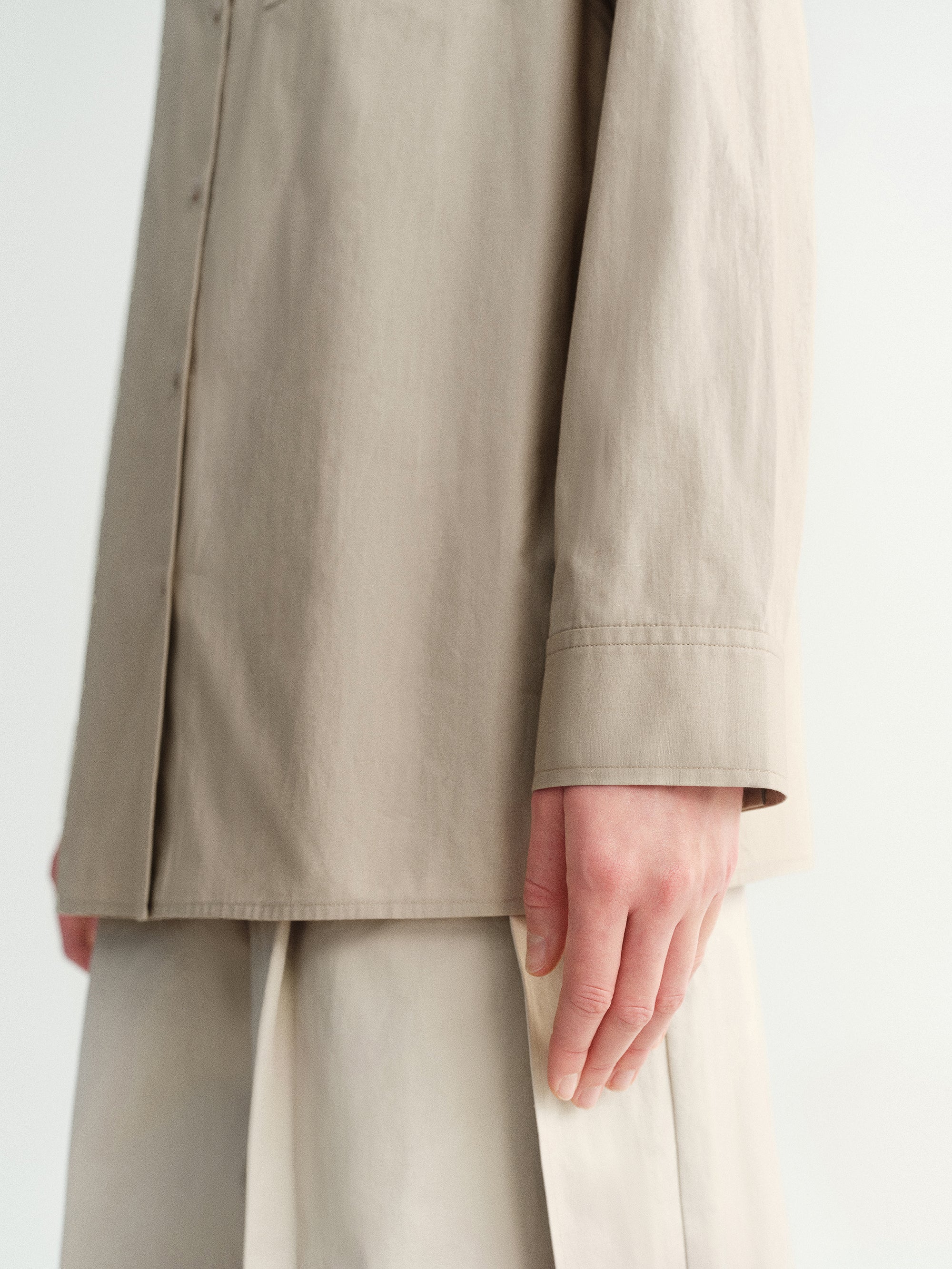 Classic Mid-length Blouse - Image 15