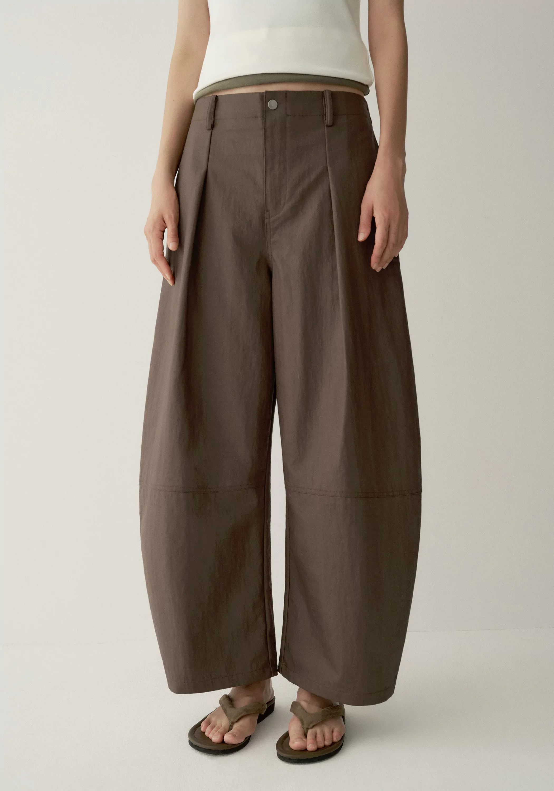 Coated Cropped Pants - Image 7