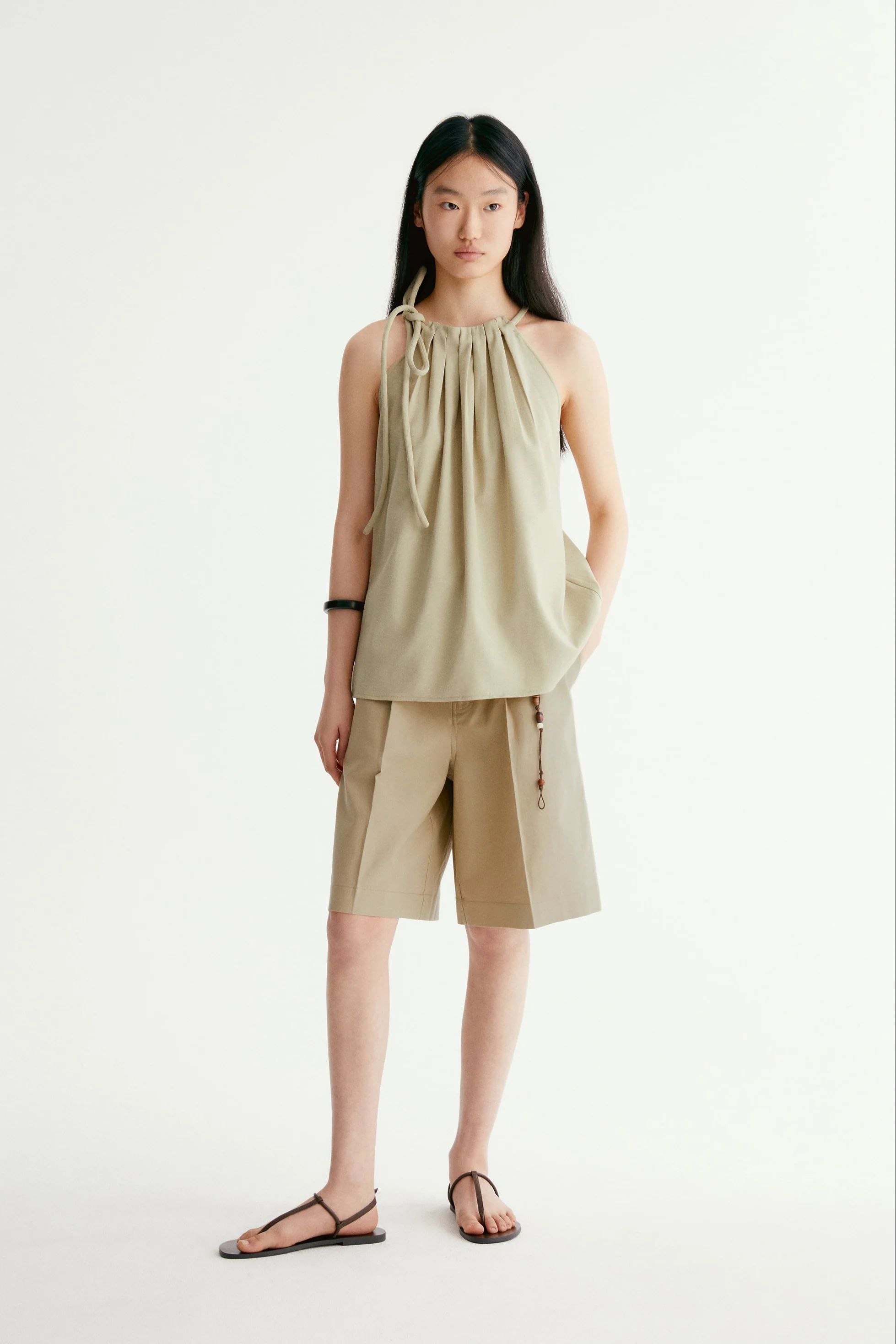 Cotton A-line Pleated Shorts - Image 11