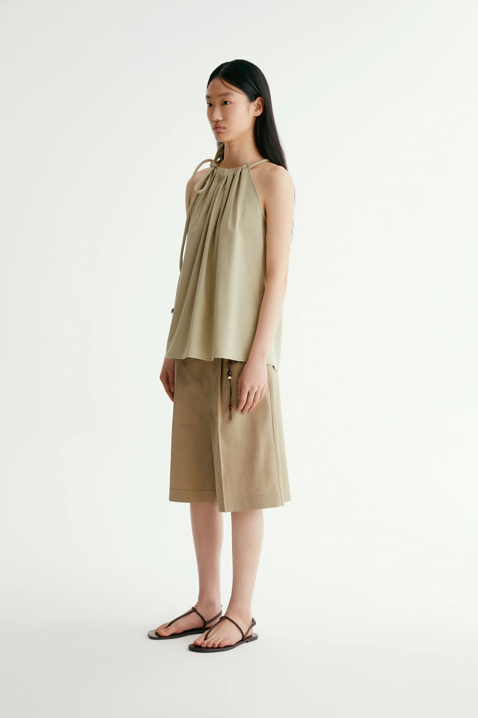 Cotton A-line Pleated Shorts - Image 12