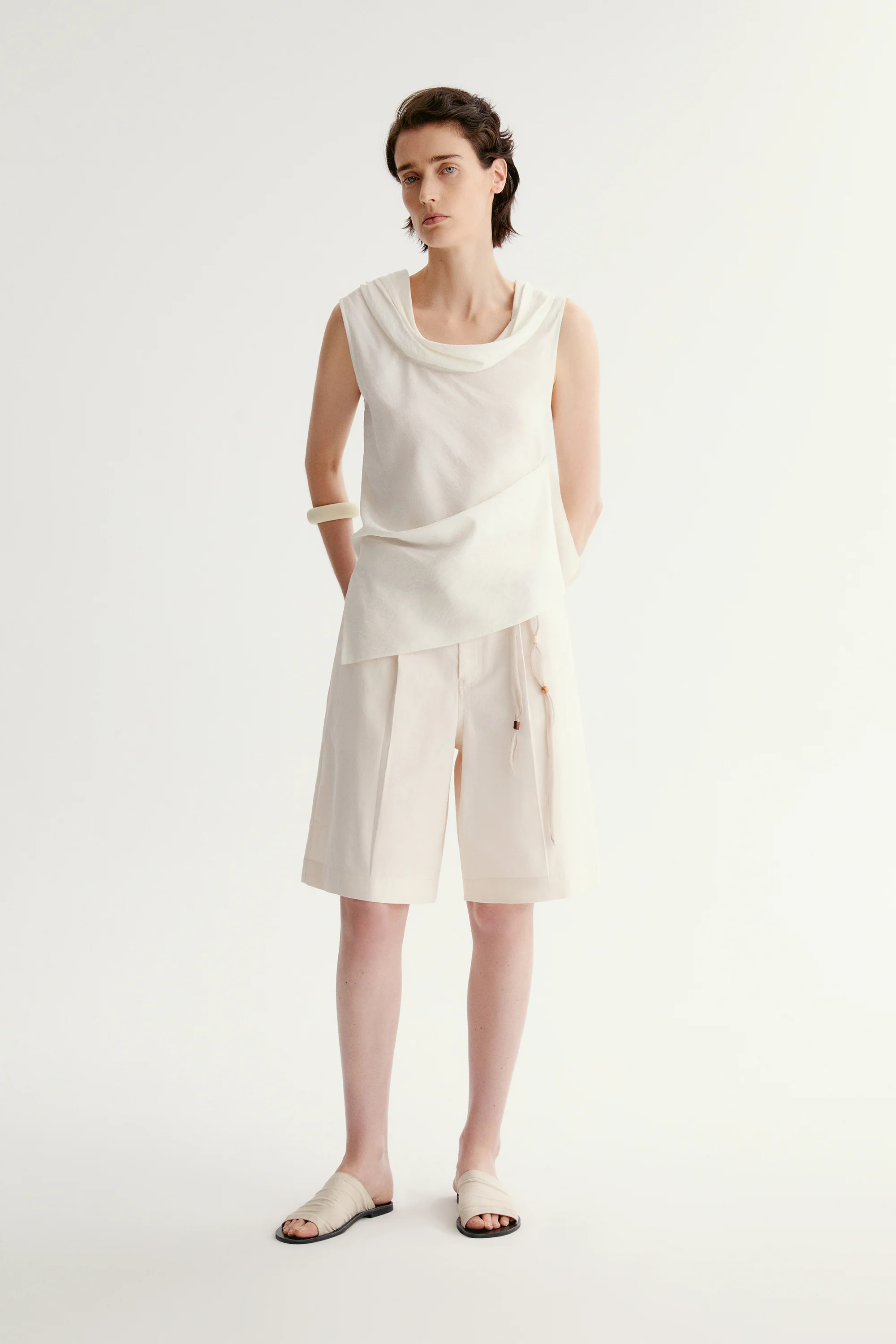 Cotton A-line Pleated Shorts - Image 3
