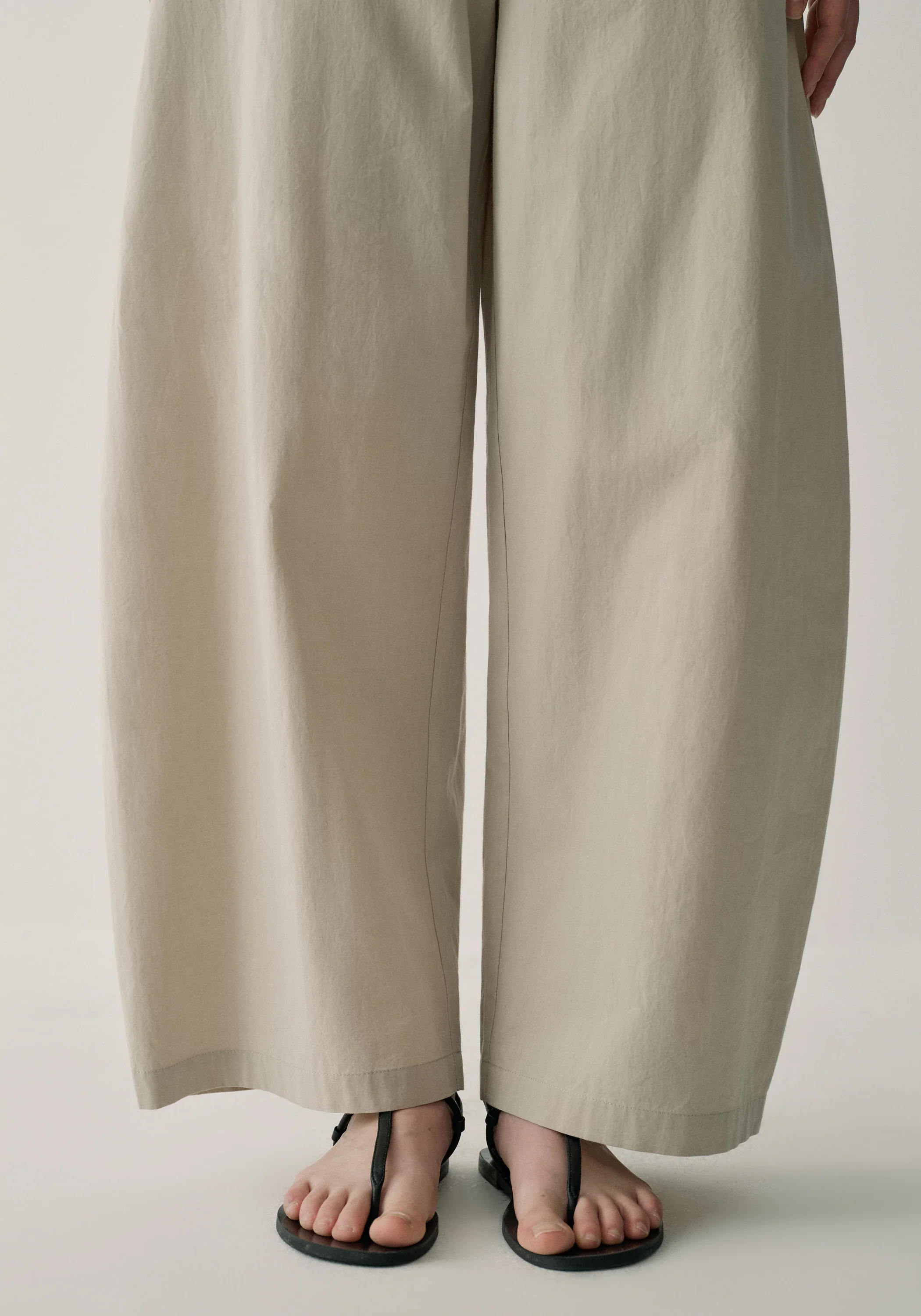 Cotton Cropped Pants - Image 18