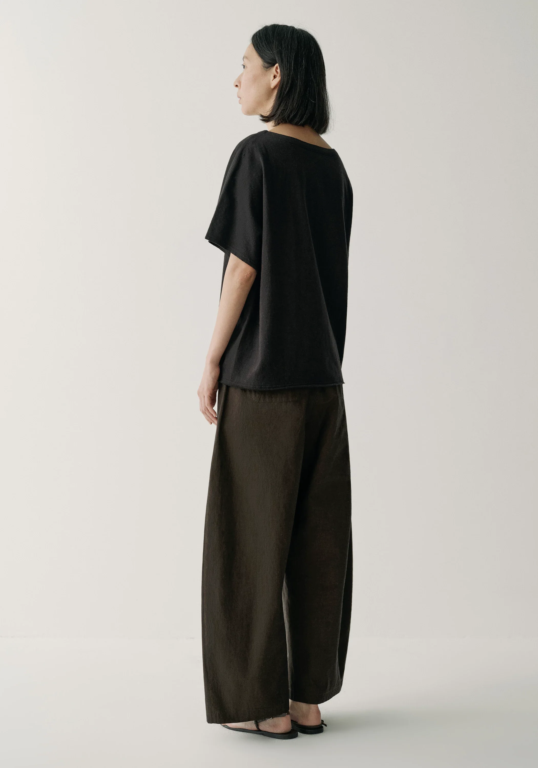 Cotton Cropped Pants - Image 4