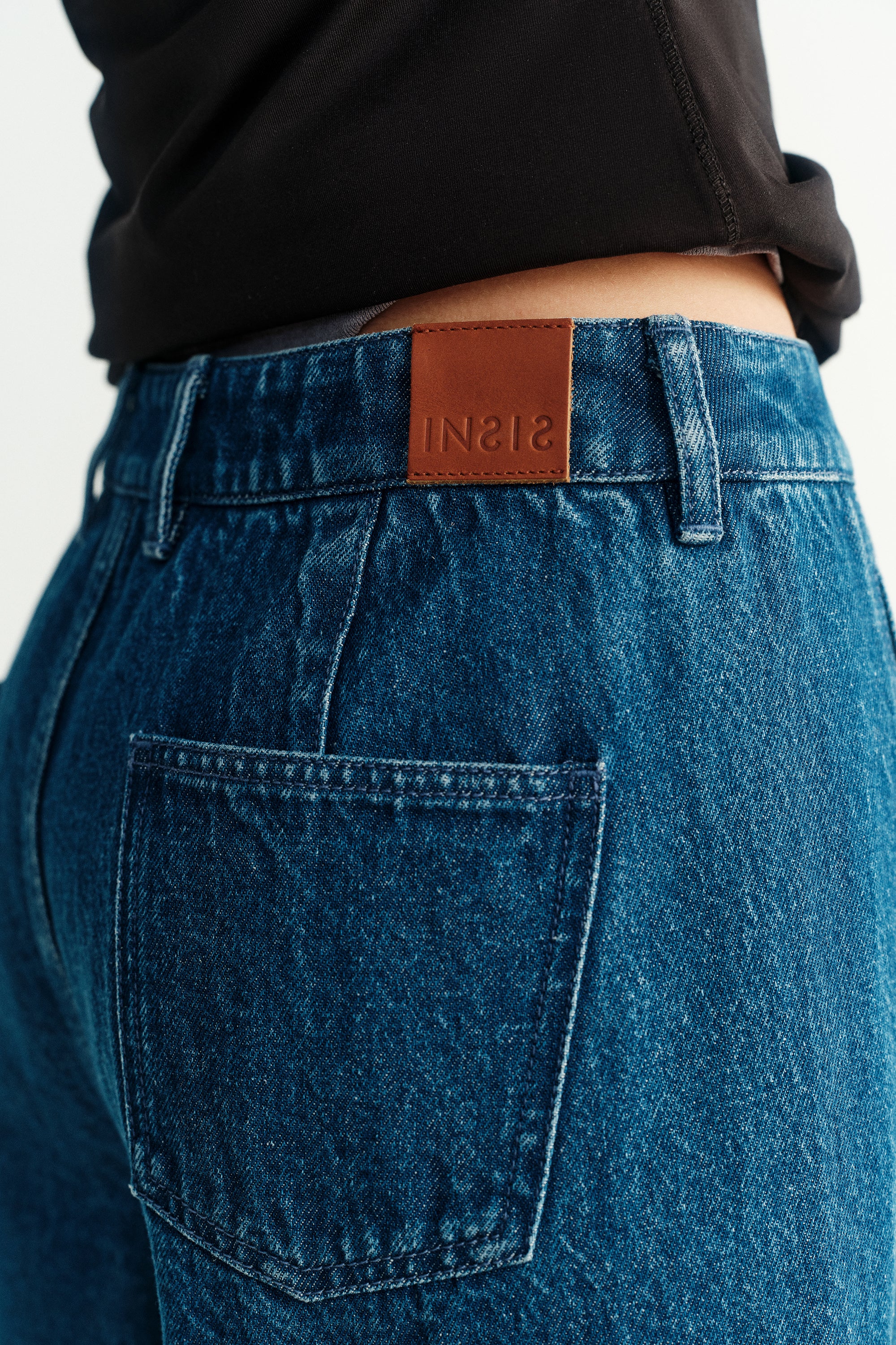 Cotton-linen Curved Jeans - Image 12