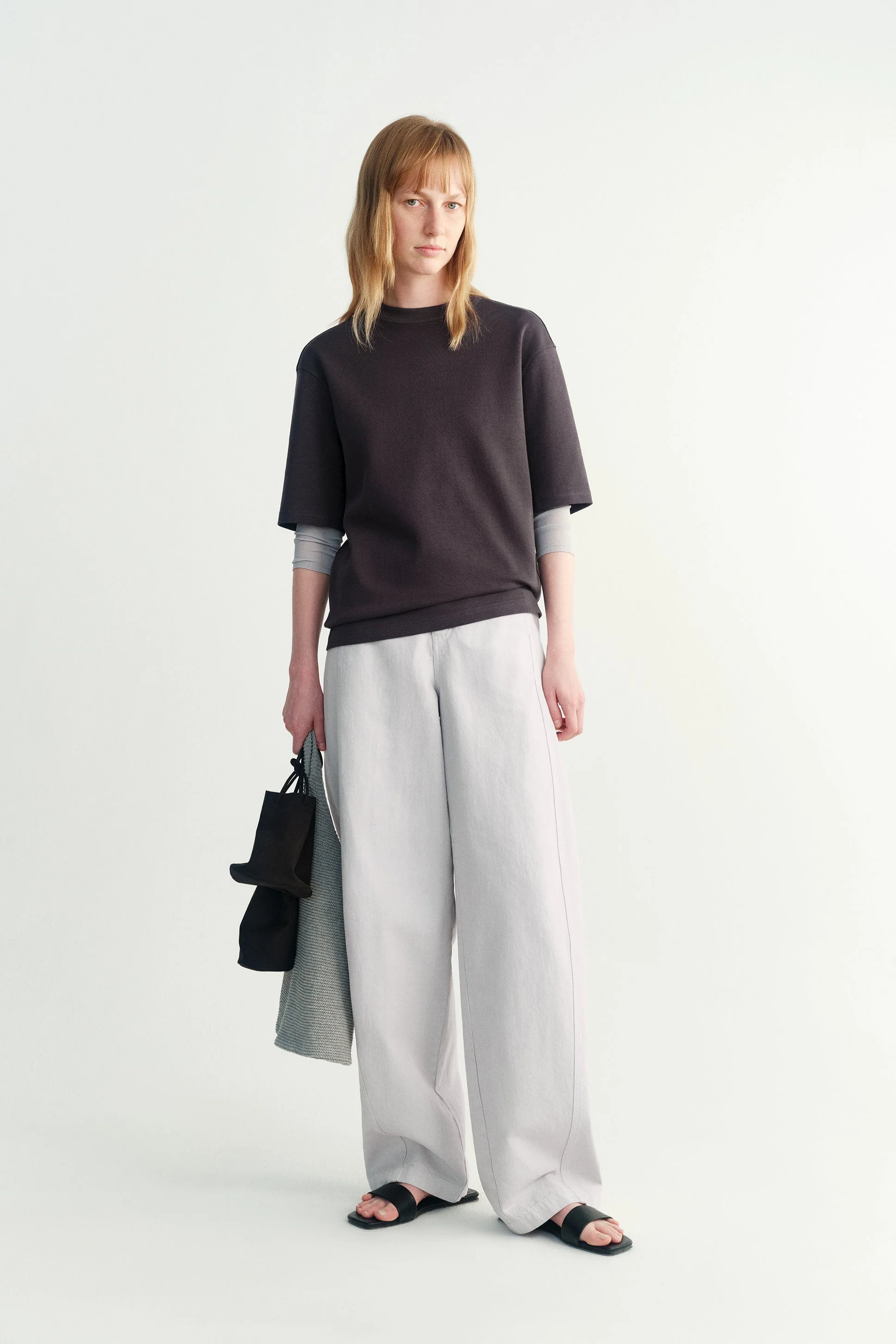 Cotton-linen Curved Jeans - Image 17