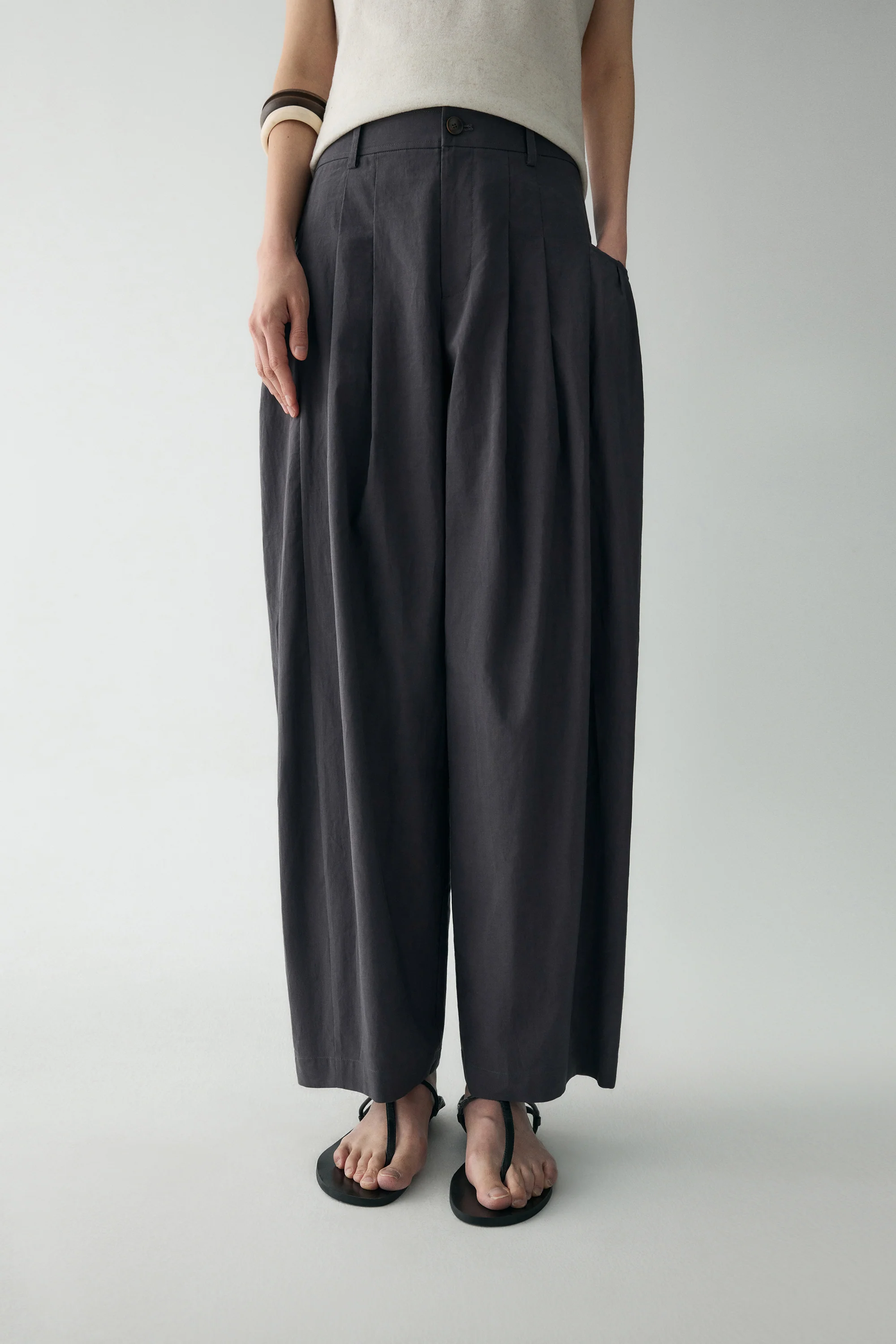 Cotton-linen Pleated Pants - Image 6