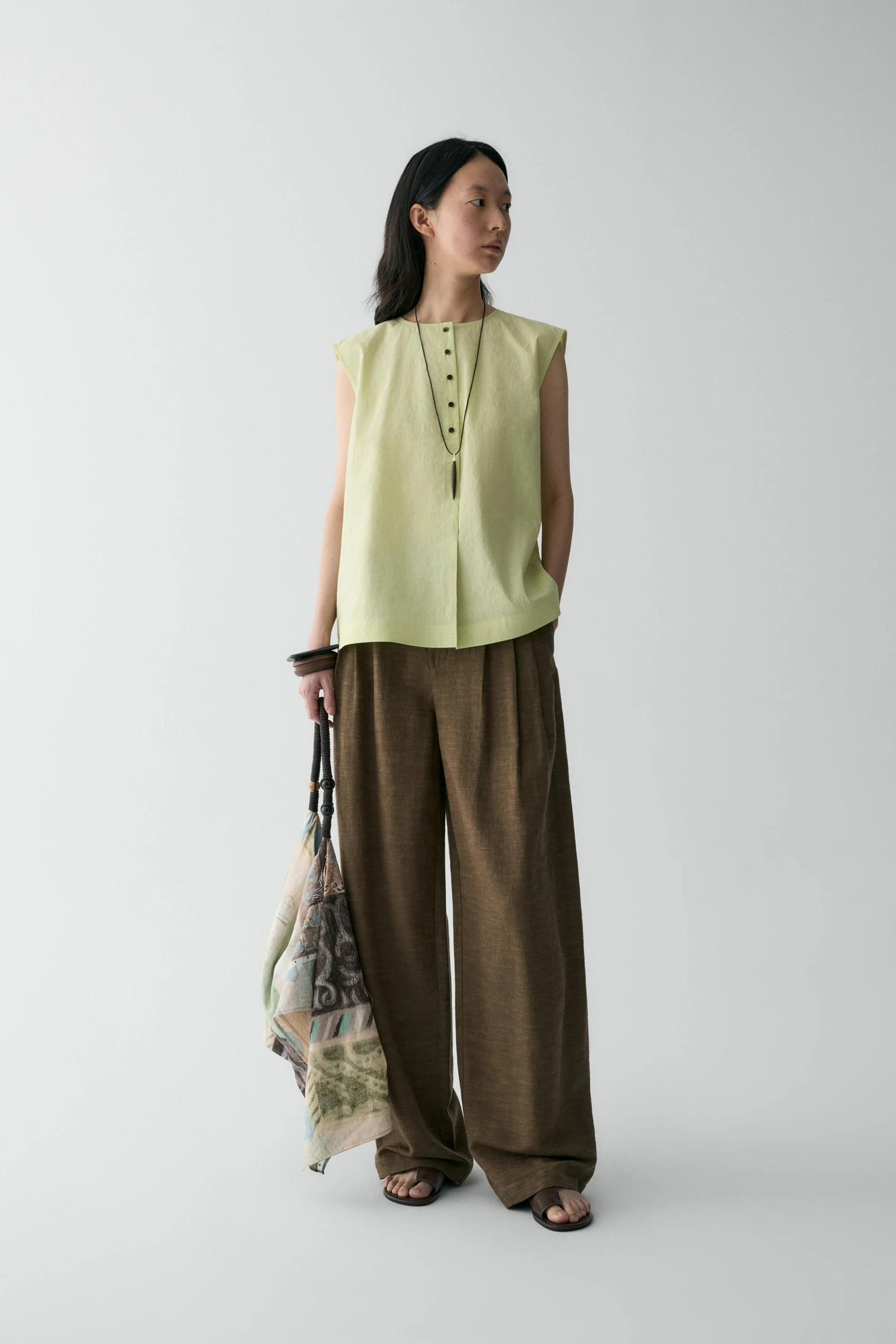Cotton-linen Sleeveless Blouse - Image 5
