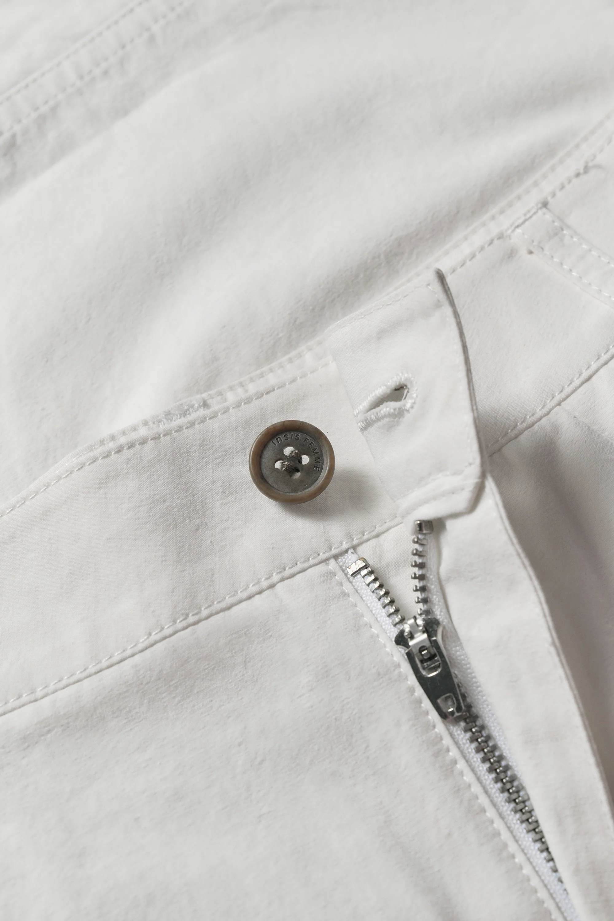 Cotton Pleated Curved Pants - Image 16