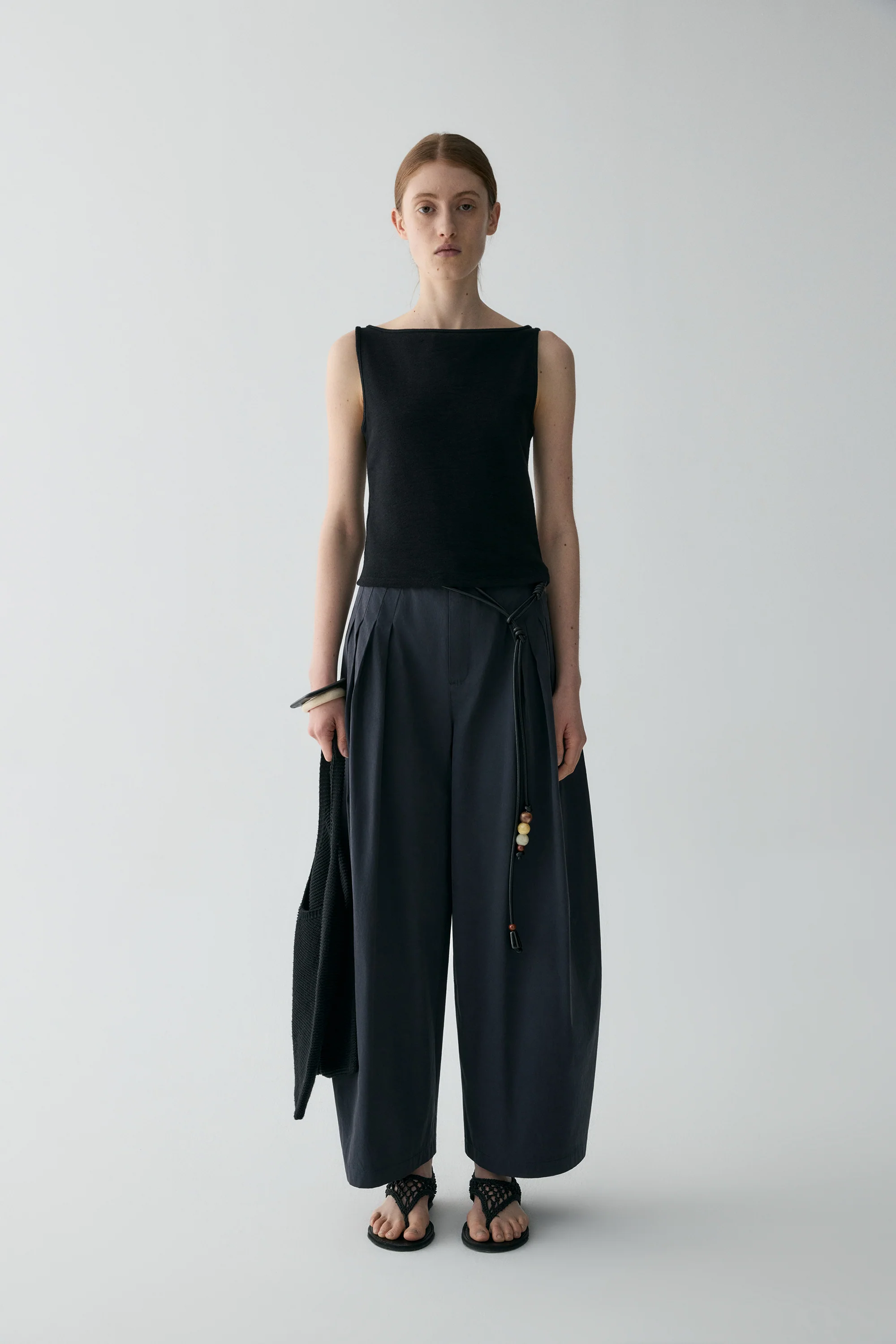 Cotton Pleated Curved Pants - Image 18