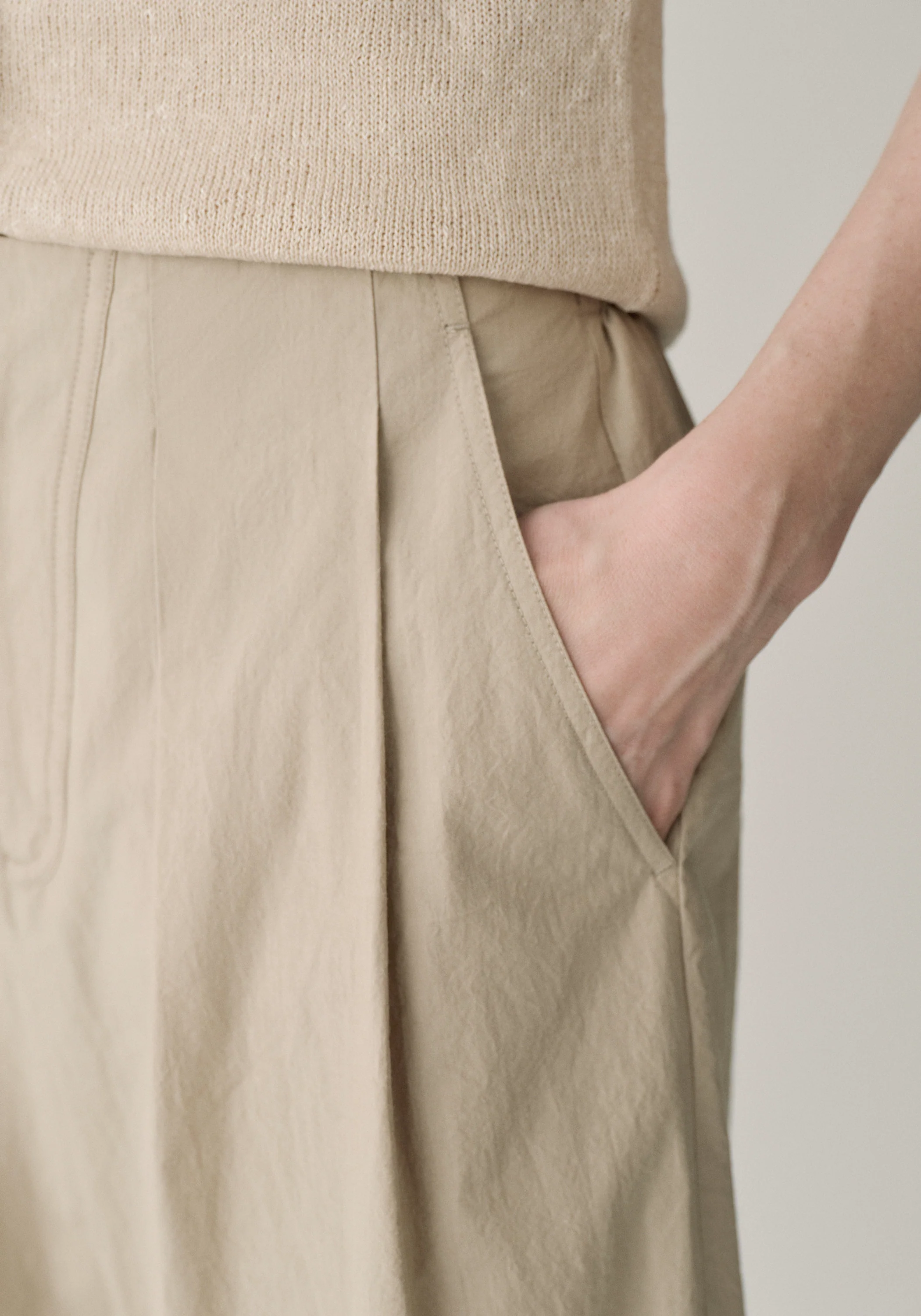 Cotton-silk Cropped Pants - Image 15