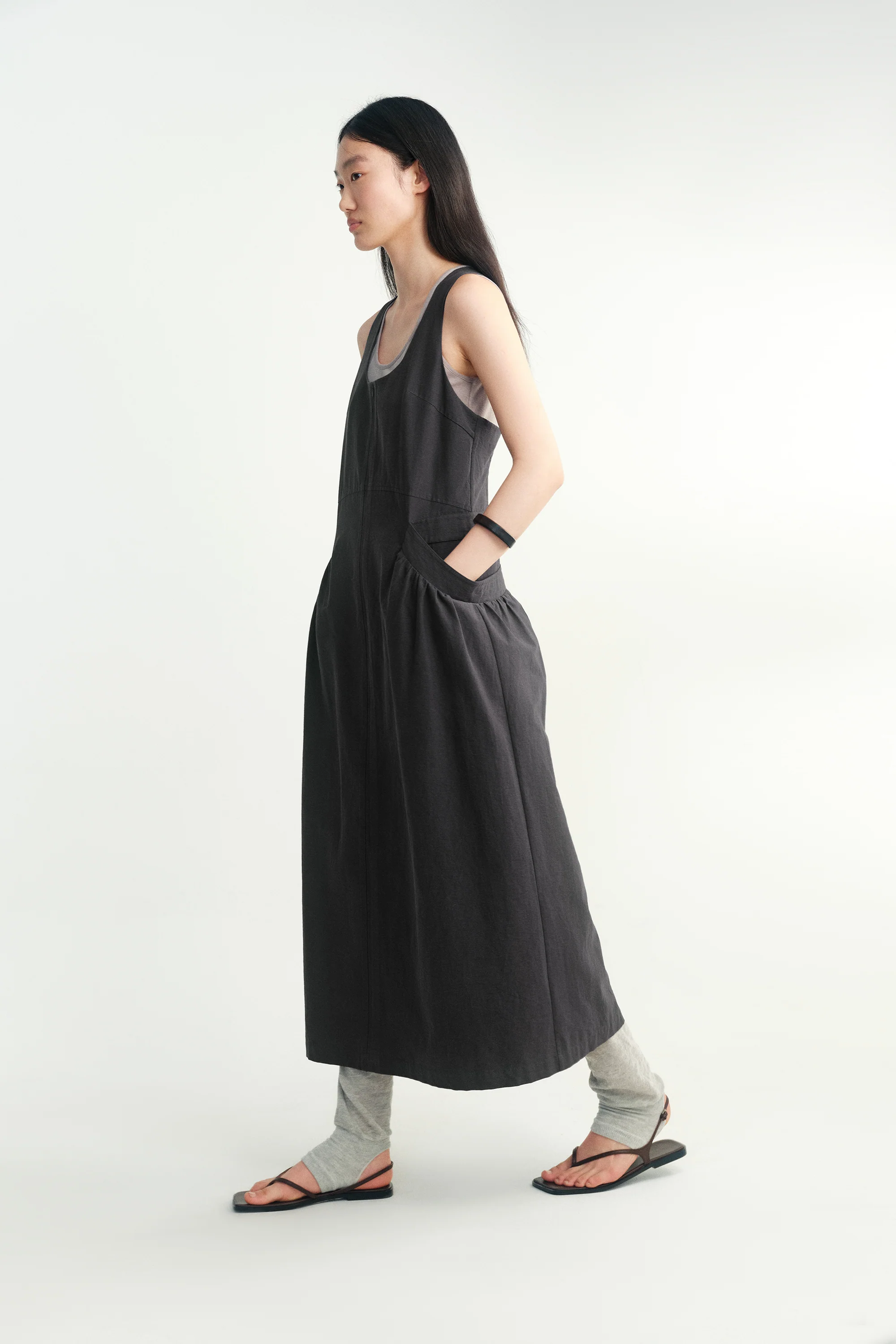Twist-knot Zipper Dress - Image 11