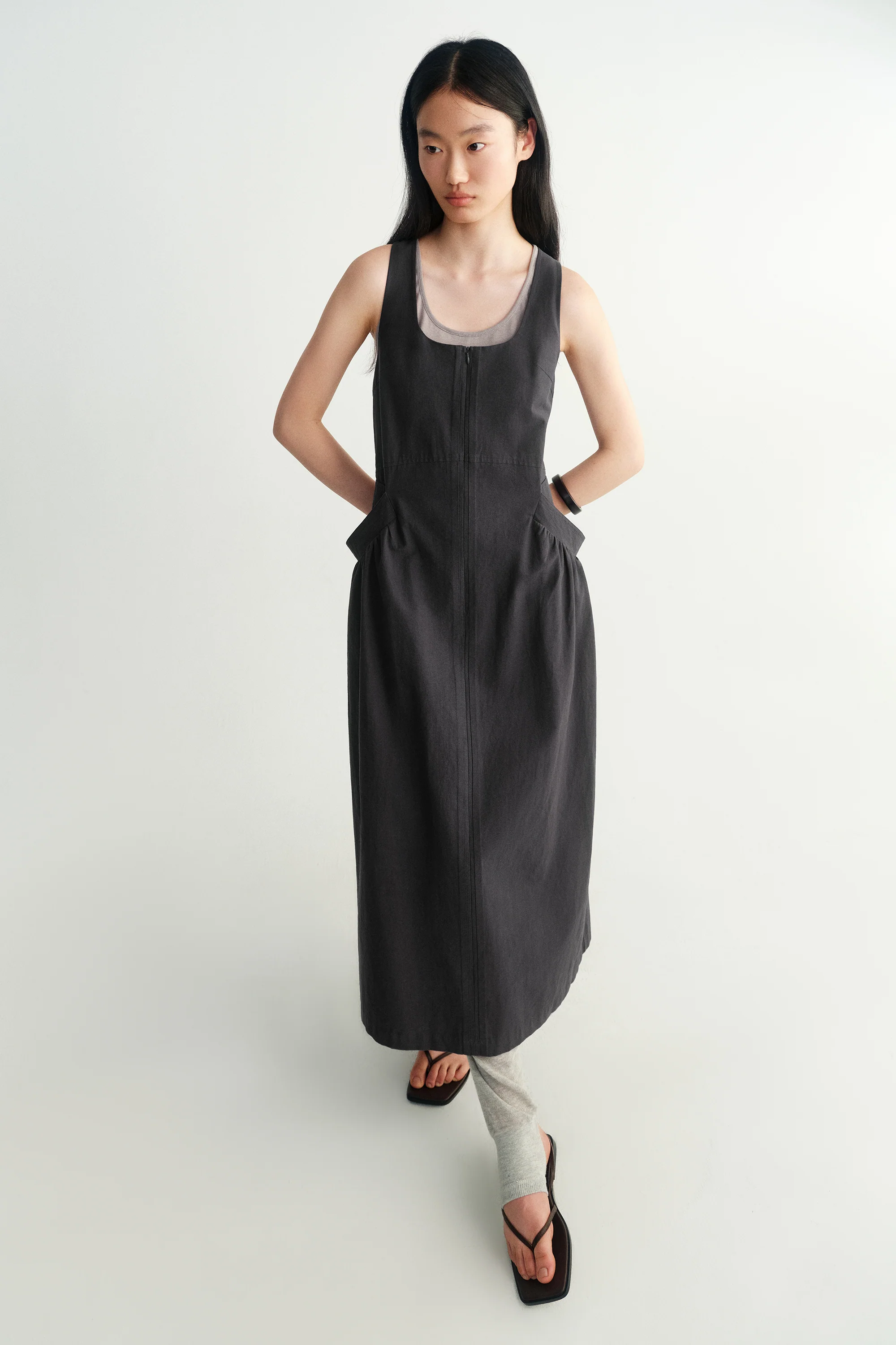Twist-knot Zipper Dress - Image 13