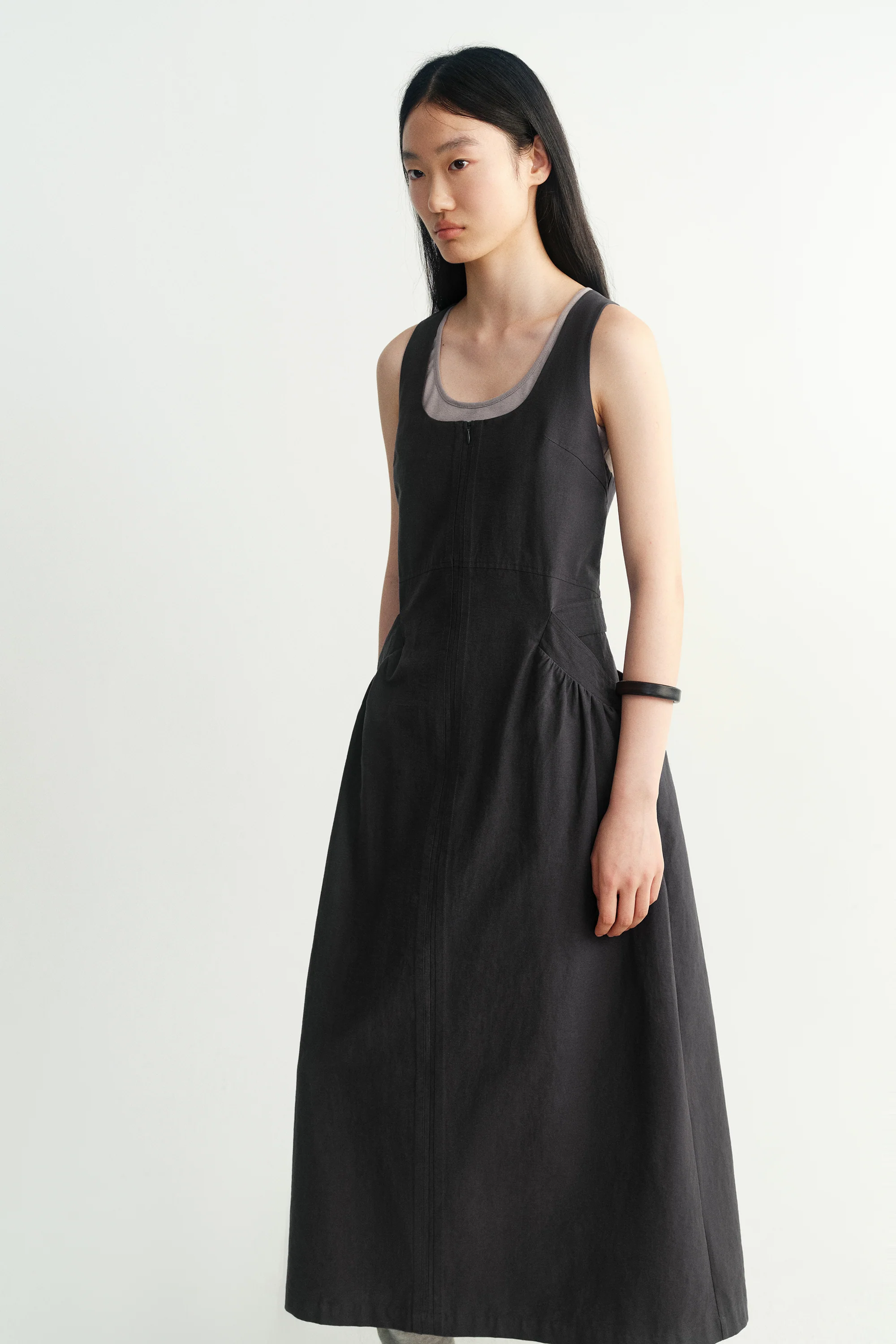 Twist-knot Zipper Dress - Image 16