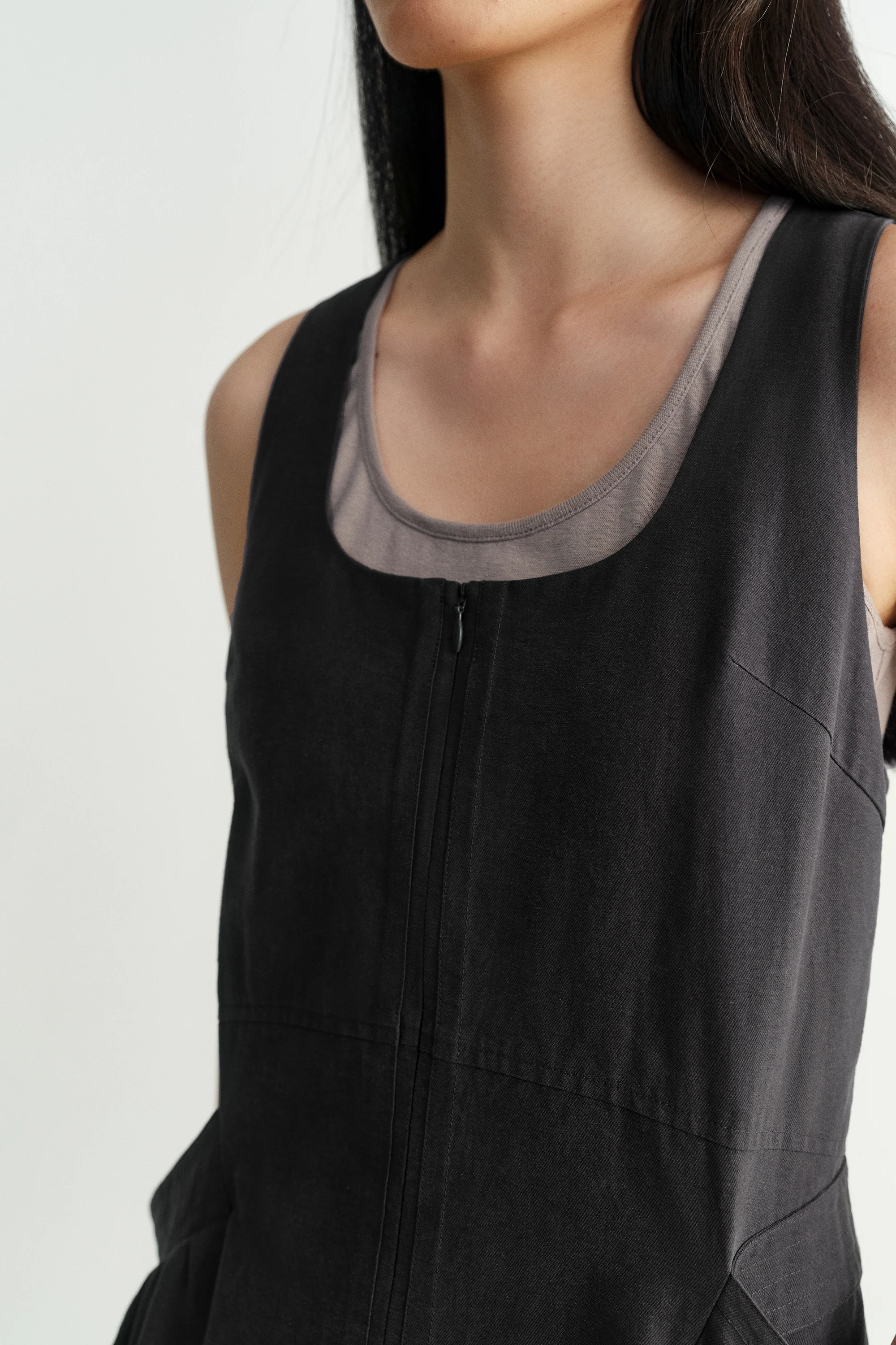 Twist-knot Zipper Dress - Image 17