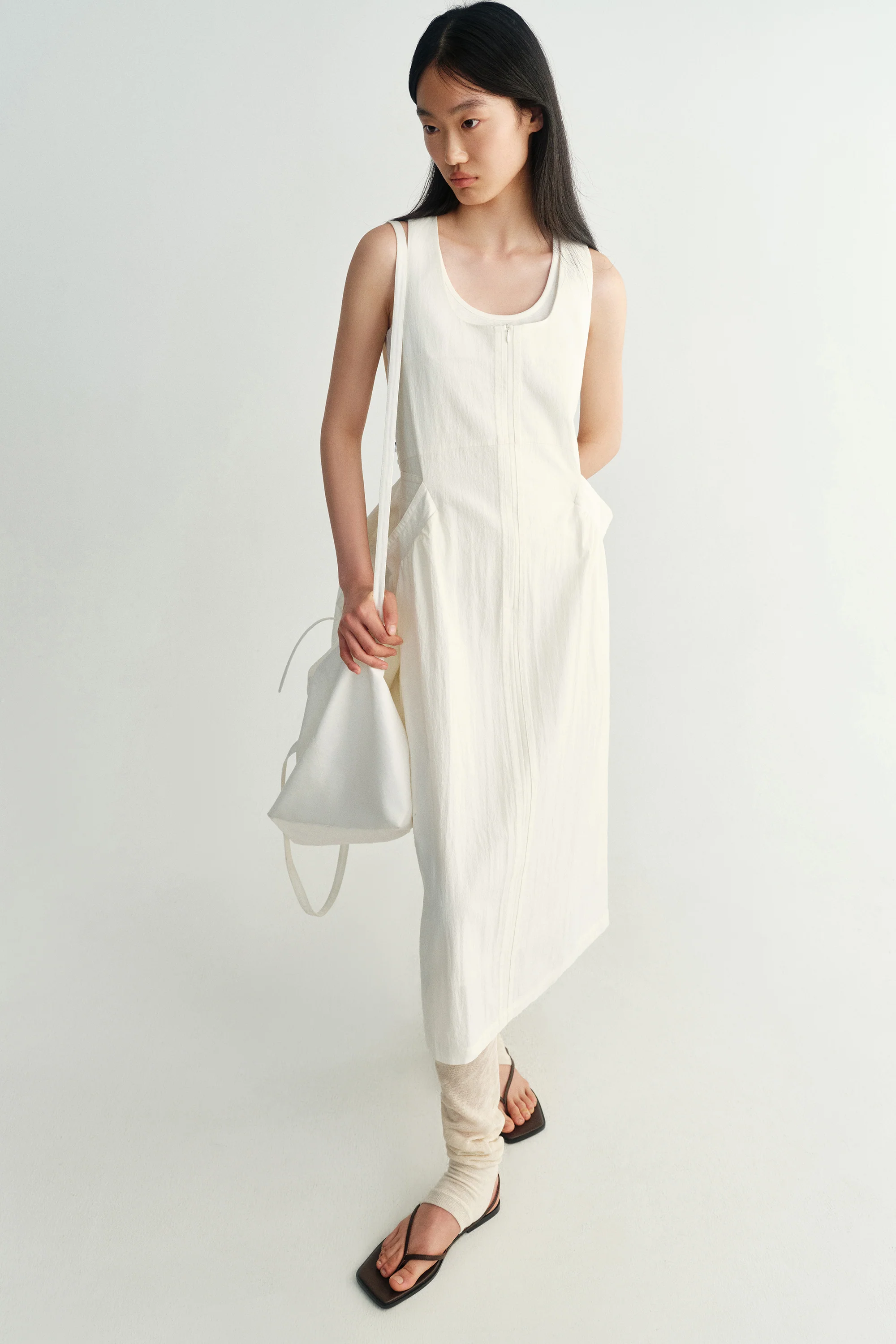 Twist-knot Zipper Dress - Image 24