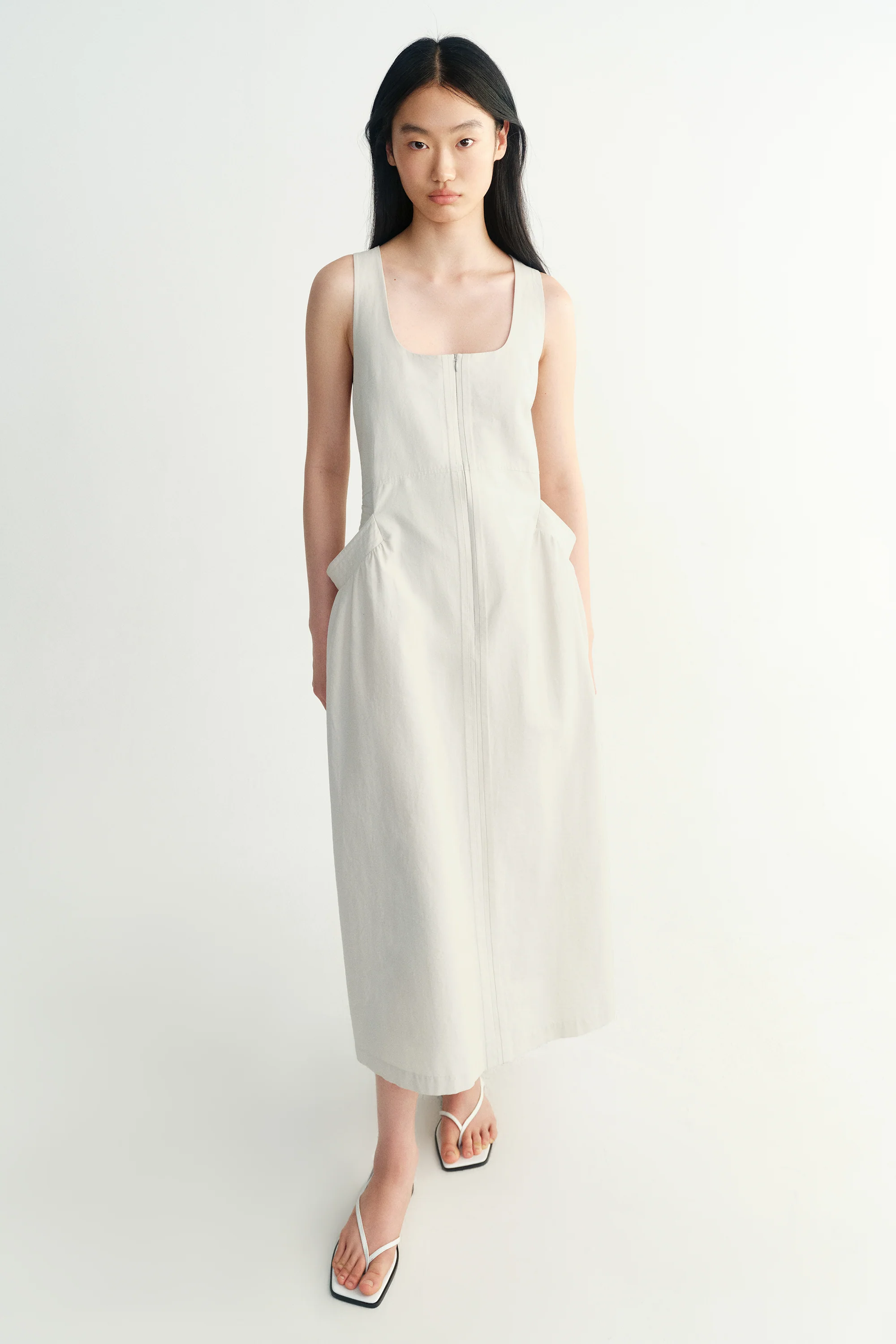 Twist-knot Zipper Dress - Image 5