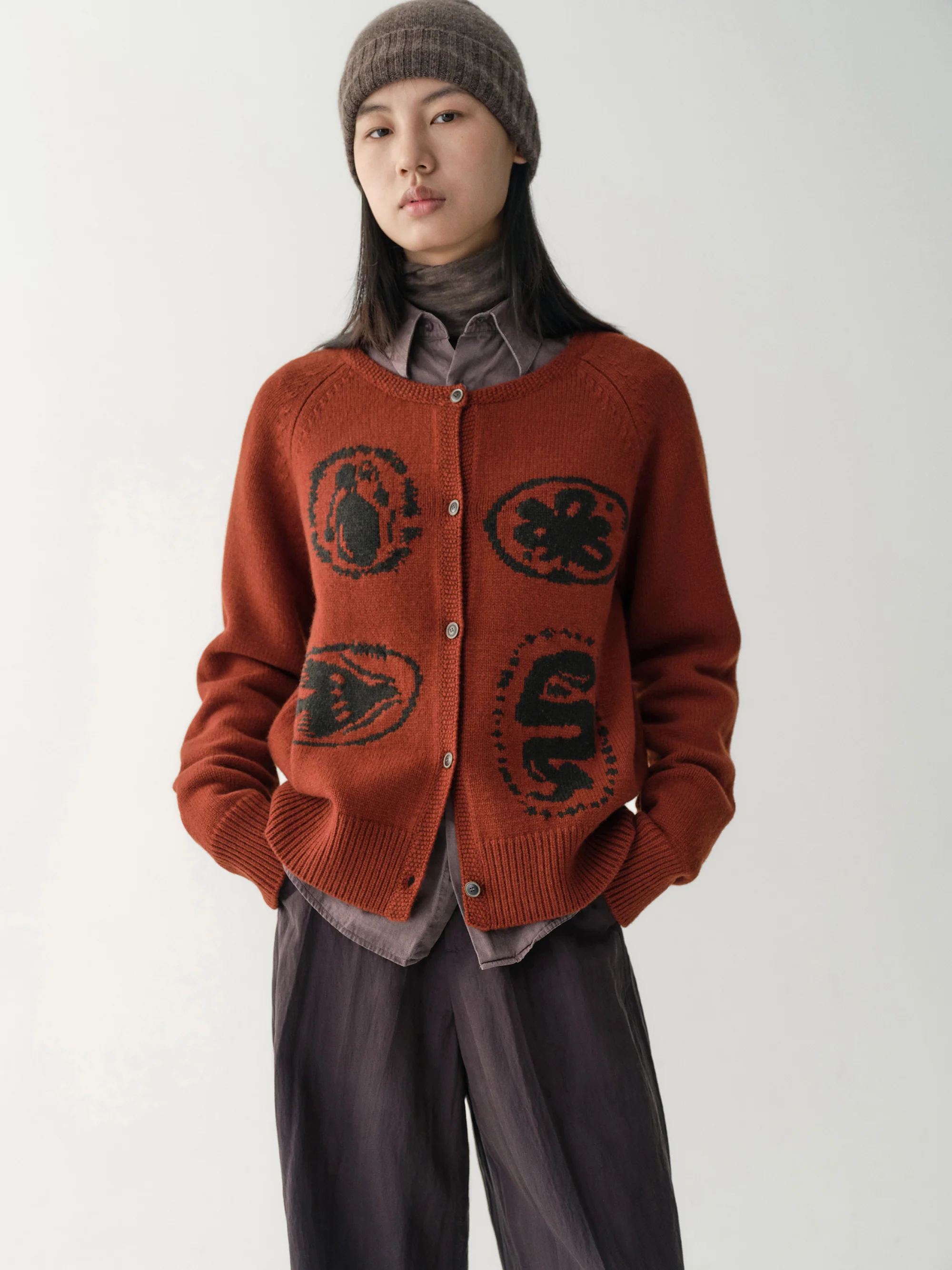Crewneck Wool Intarsia Cardigan - Image 10