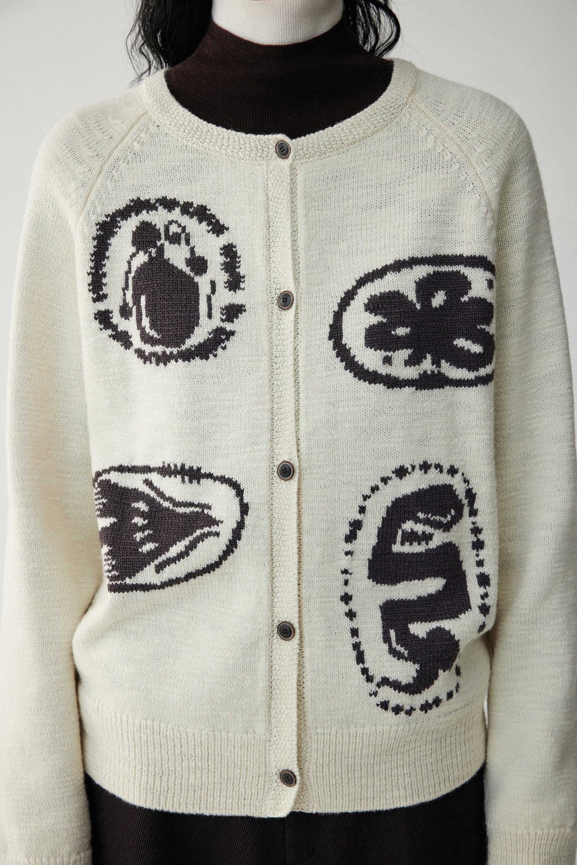 Crewneck Wool Intarsia Cardigan - Image 10