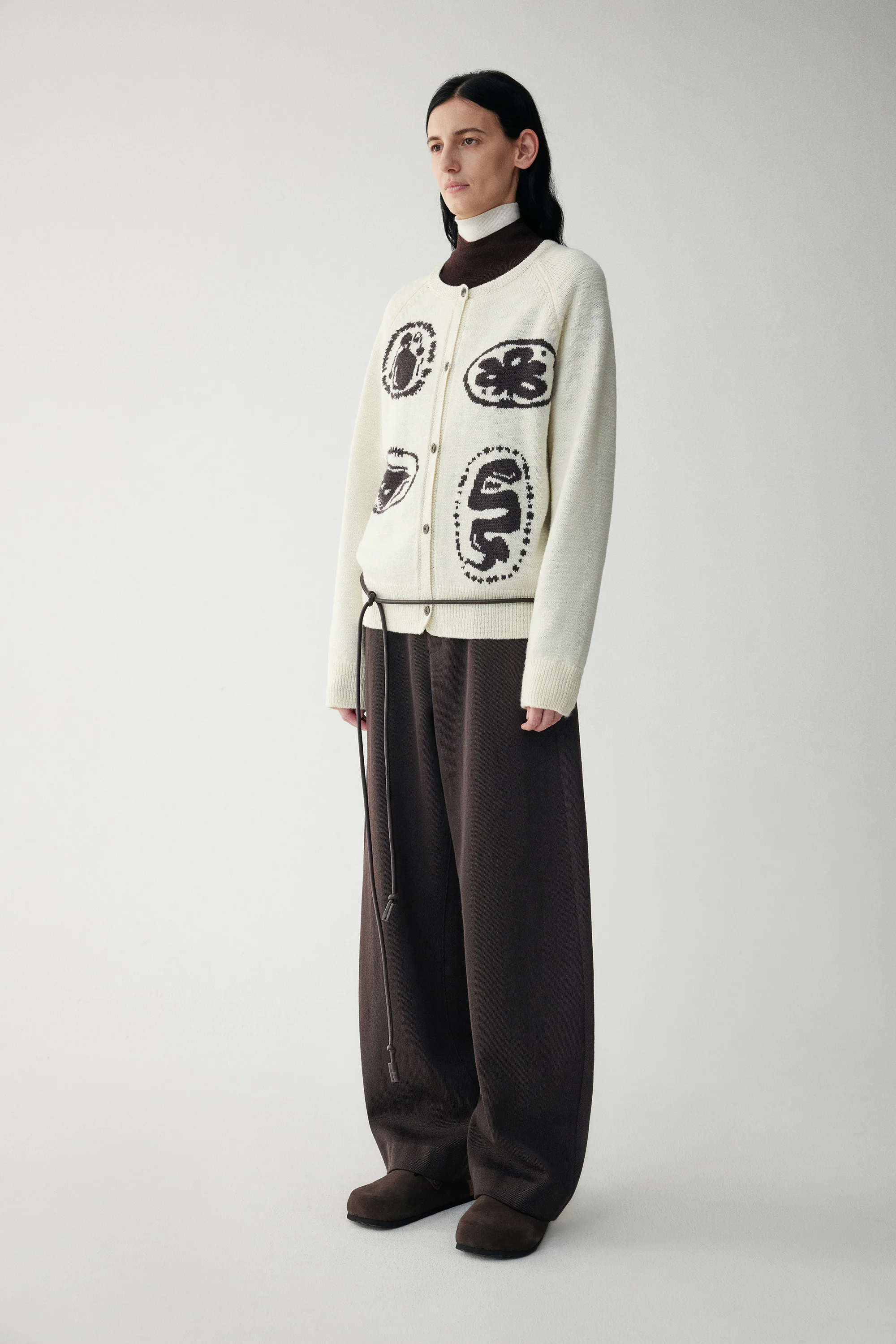 Crewneck Wool Intarsia Cardigan - Image 4