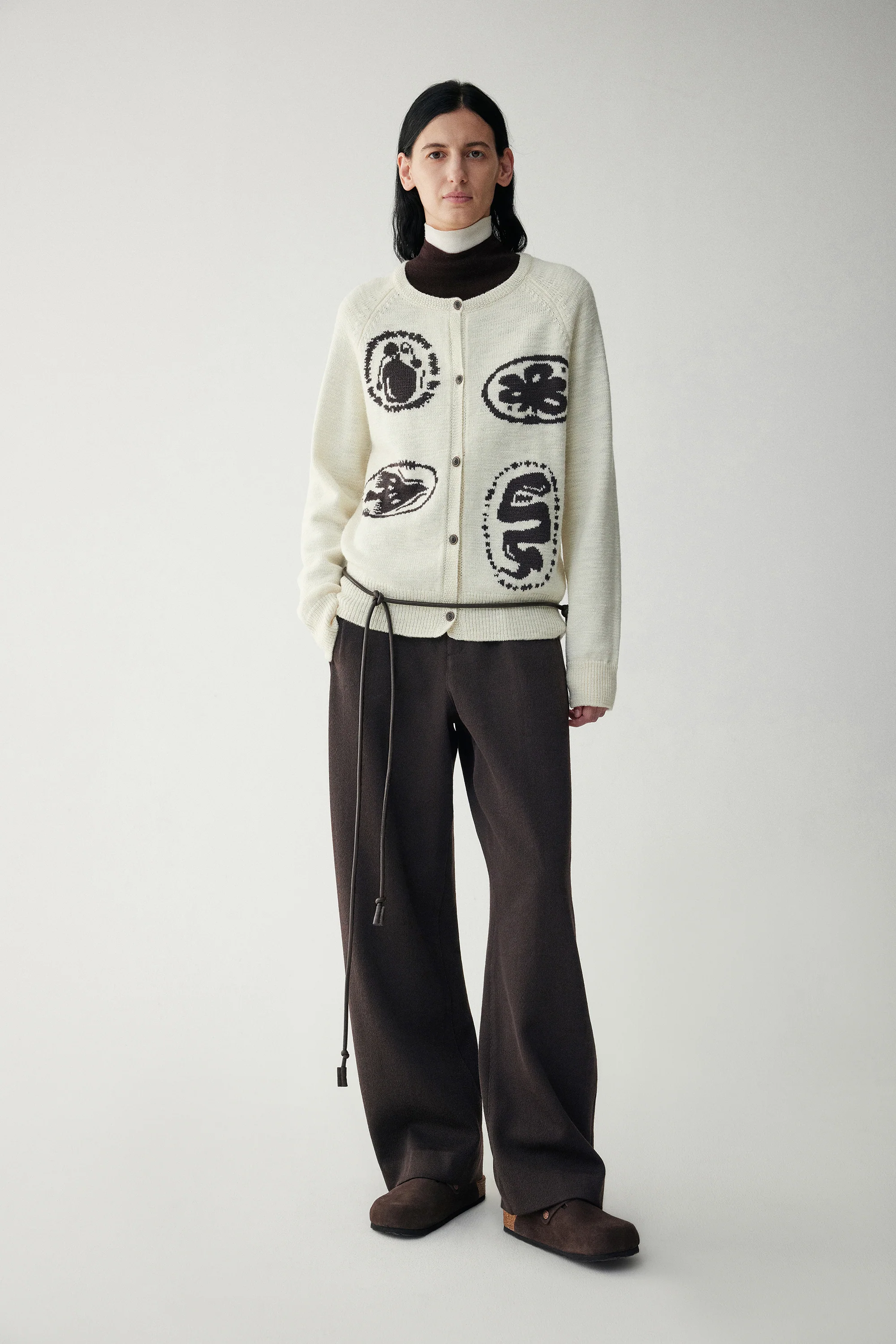 Crewneck Wool Intarsia Cardigan - Image 5