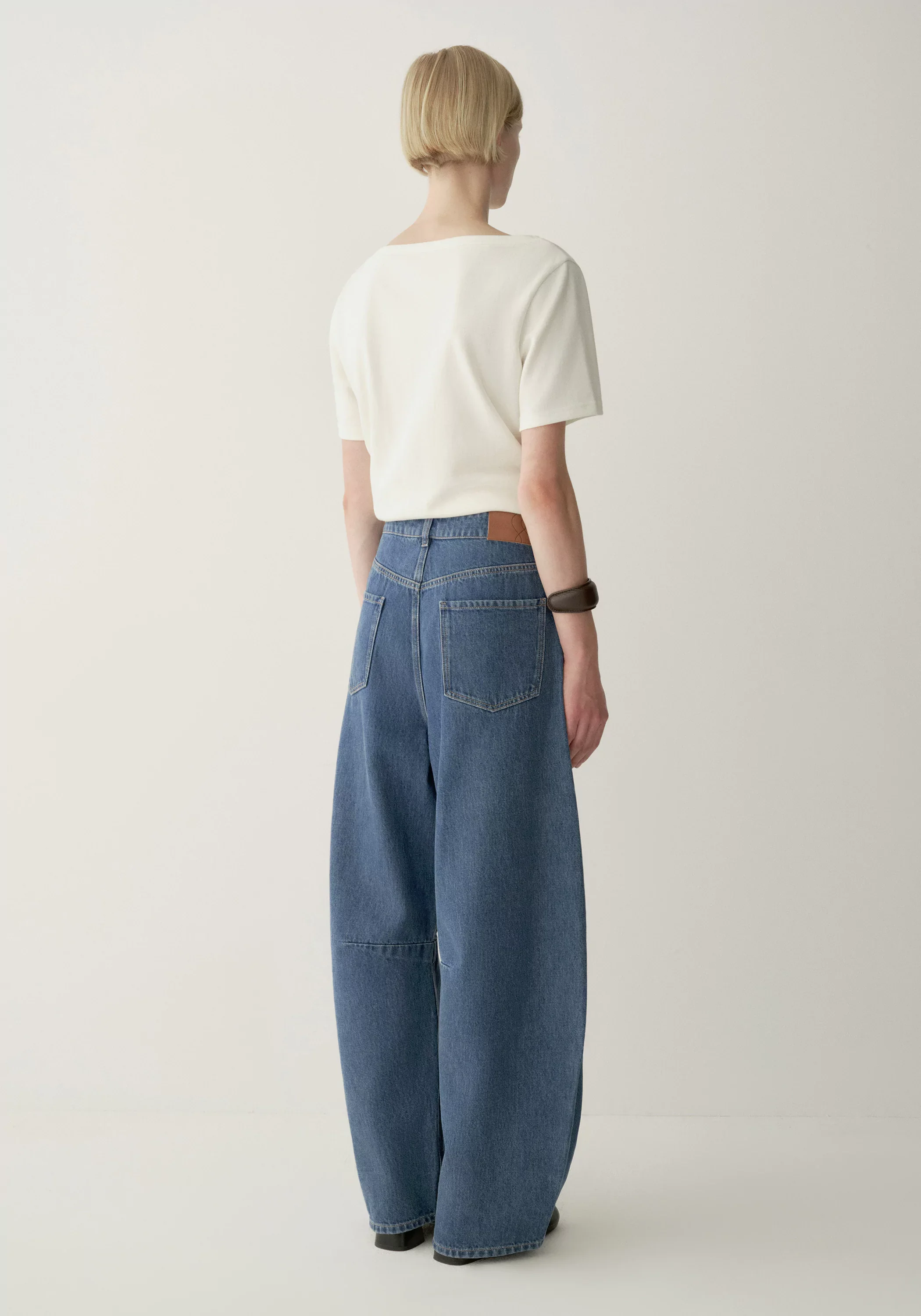 Curved Cotton Jeans - Image 5
