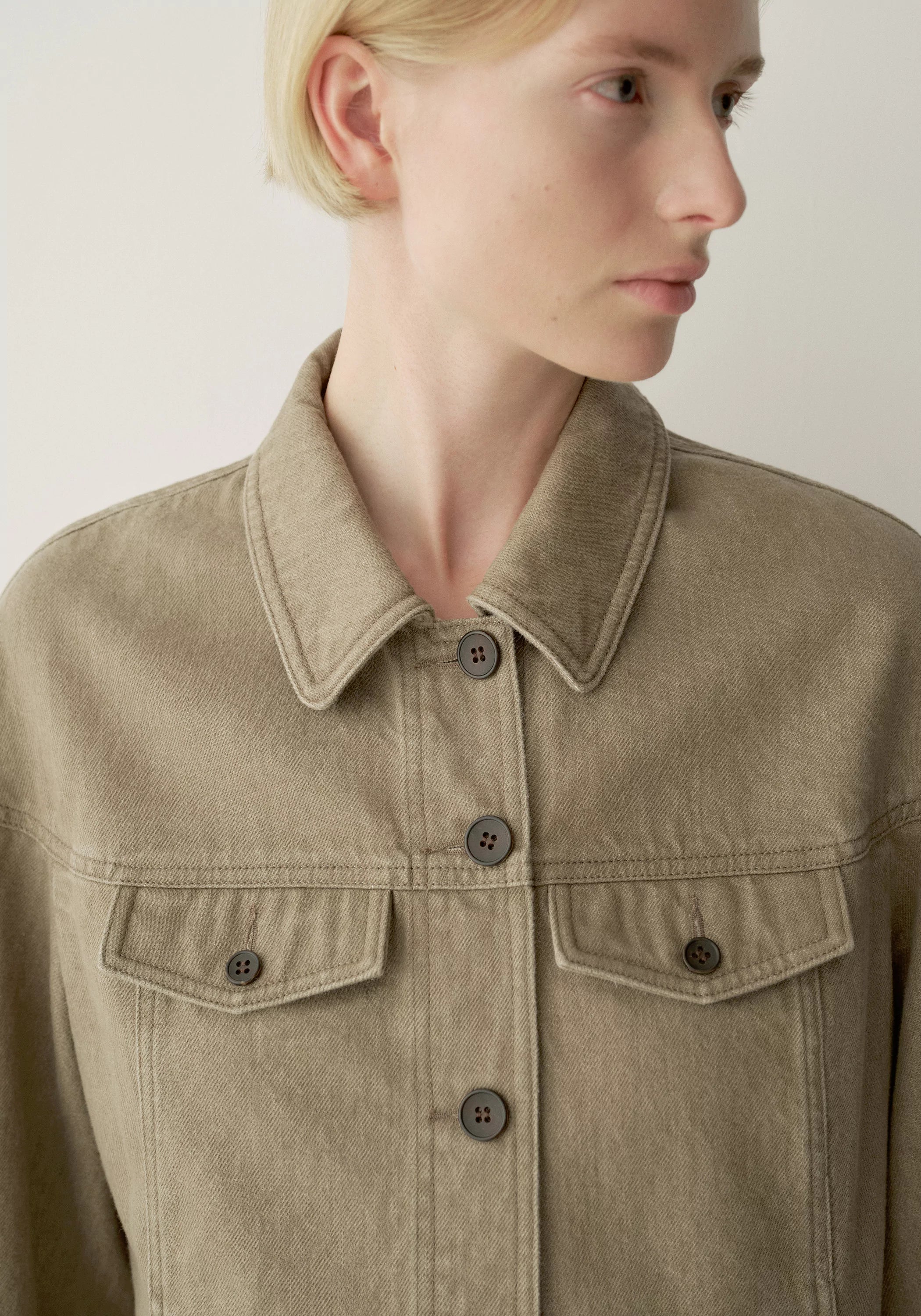 Curved-hem Denim Jacket - Image 17