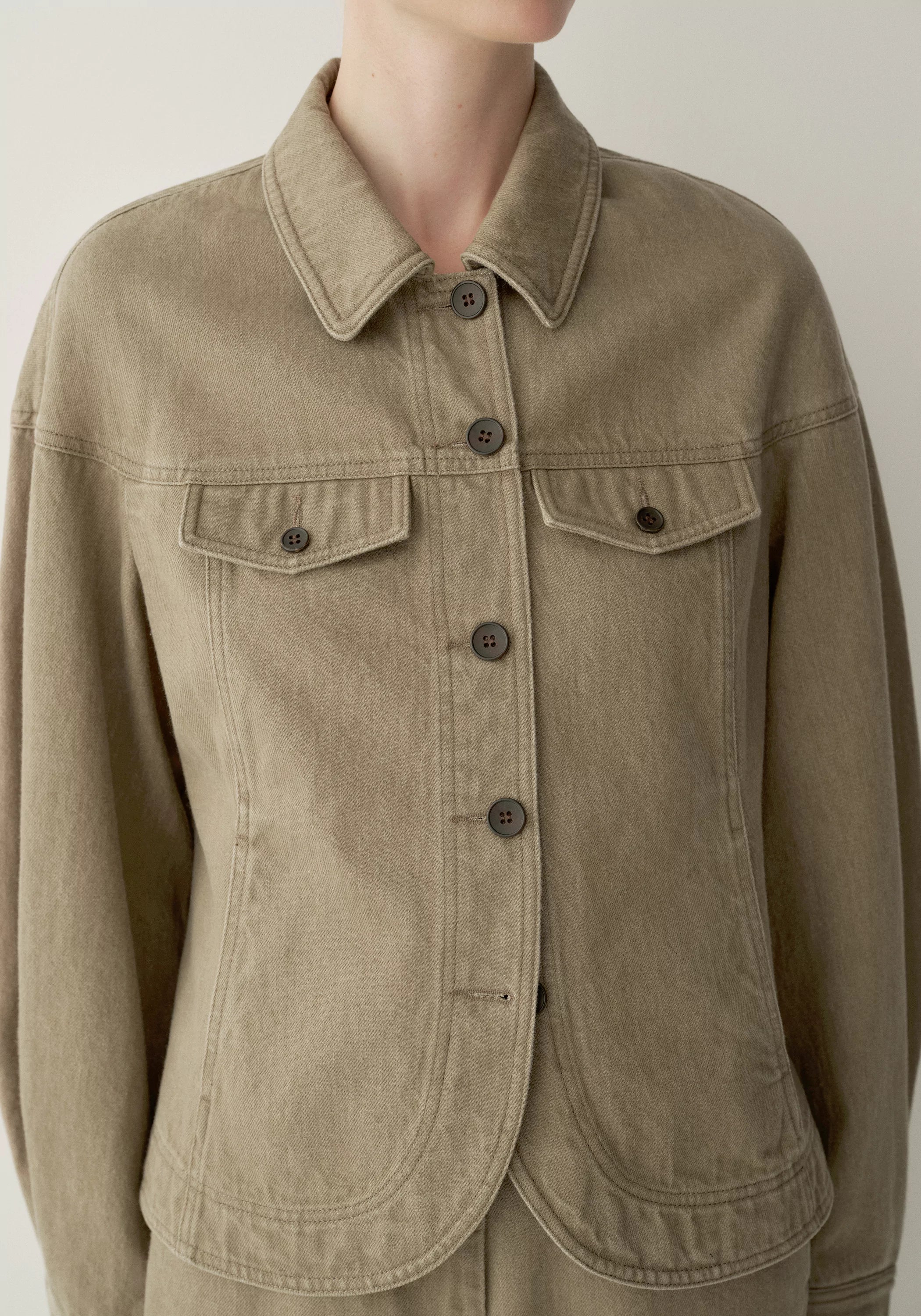 Curved-hem Denim Jacket - Image 18