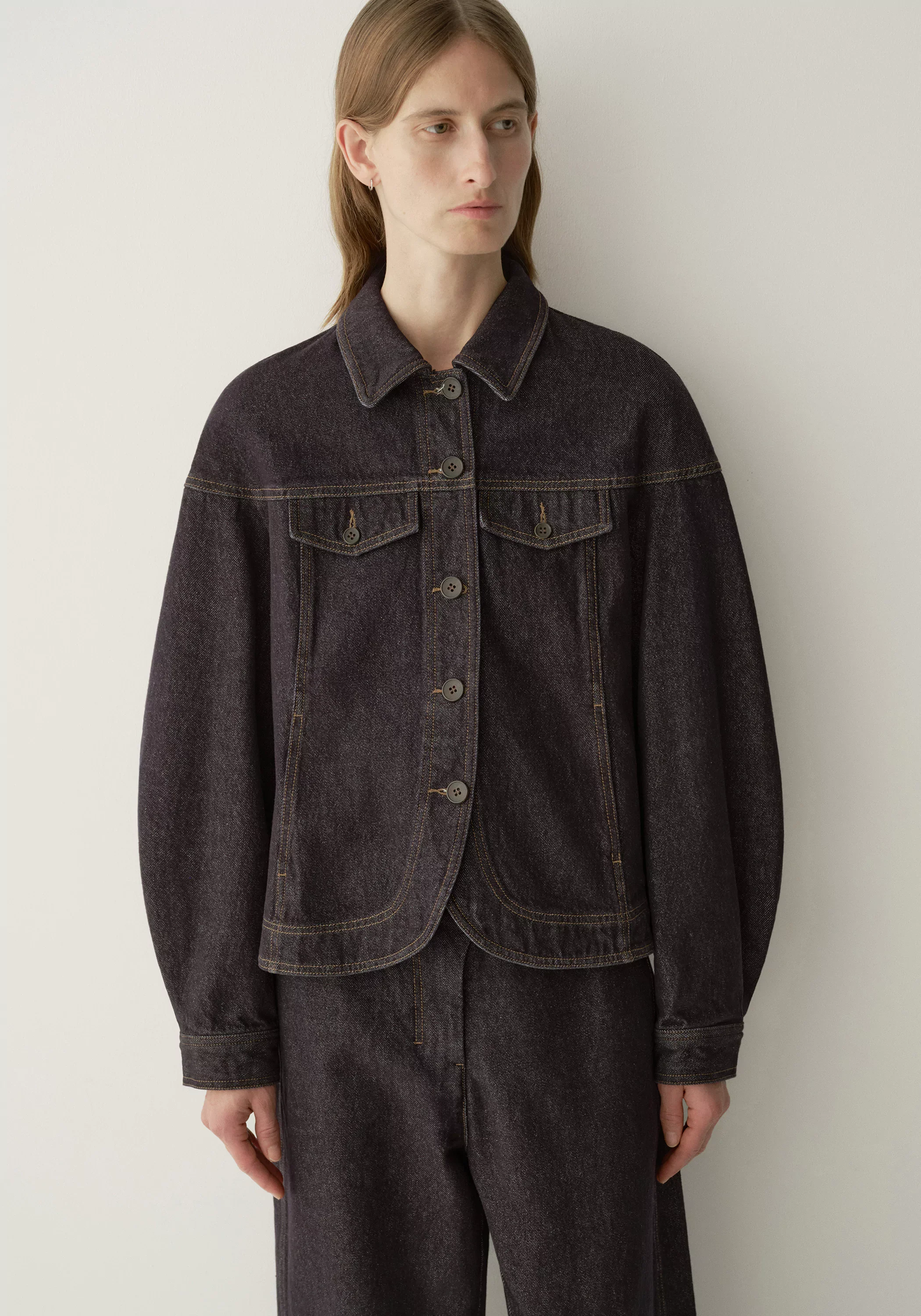 Curved-hem Denim Jacket - Image 8