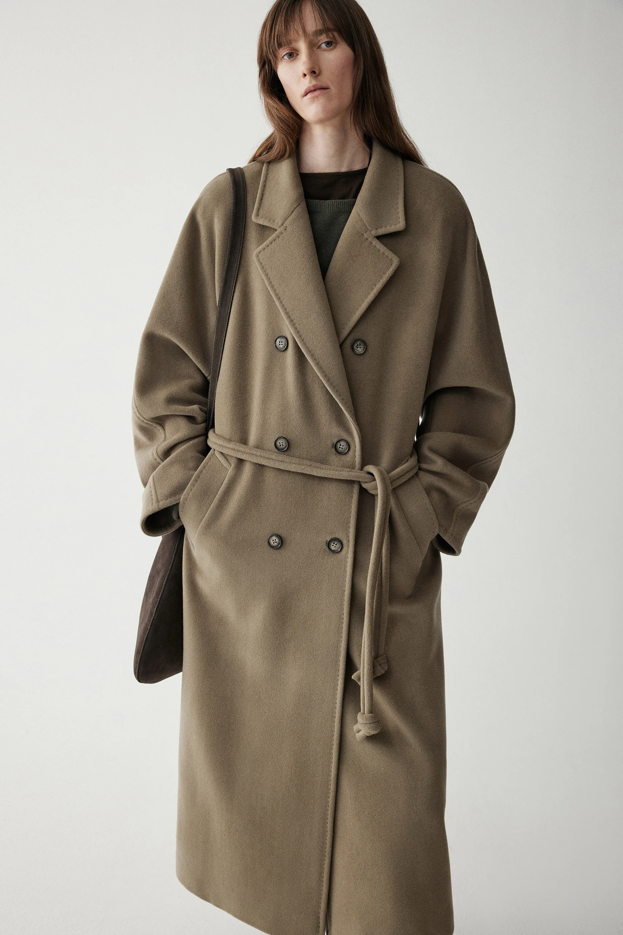 Classic Italian Cashmere Coat - Image 12