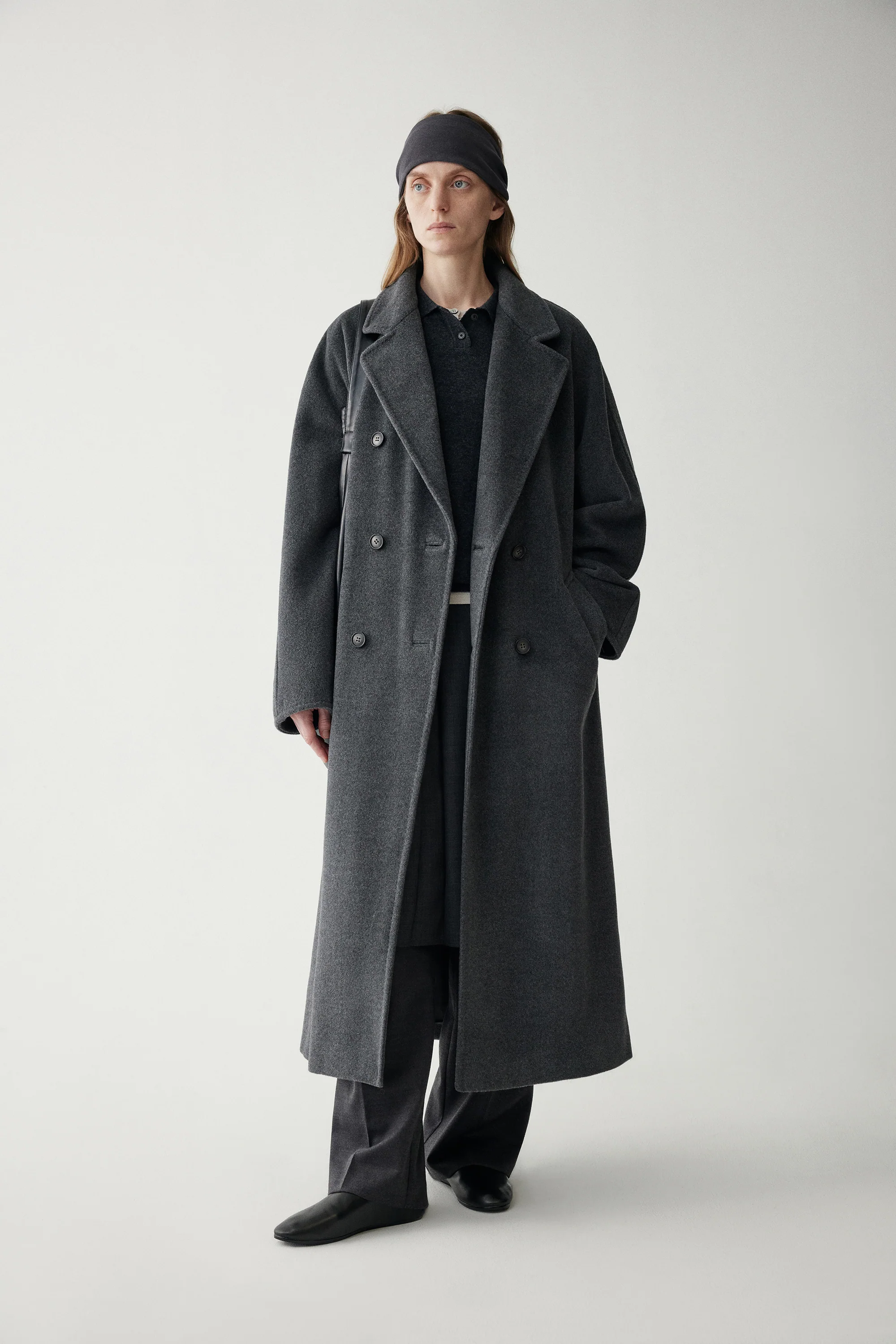 Classic Italian Cashmere Coat - Image 3